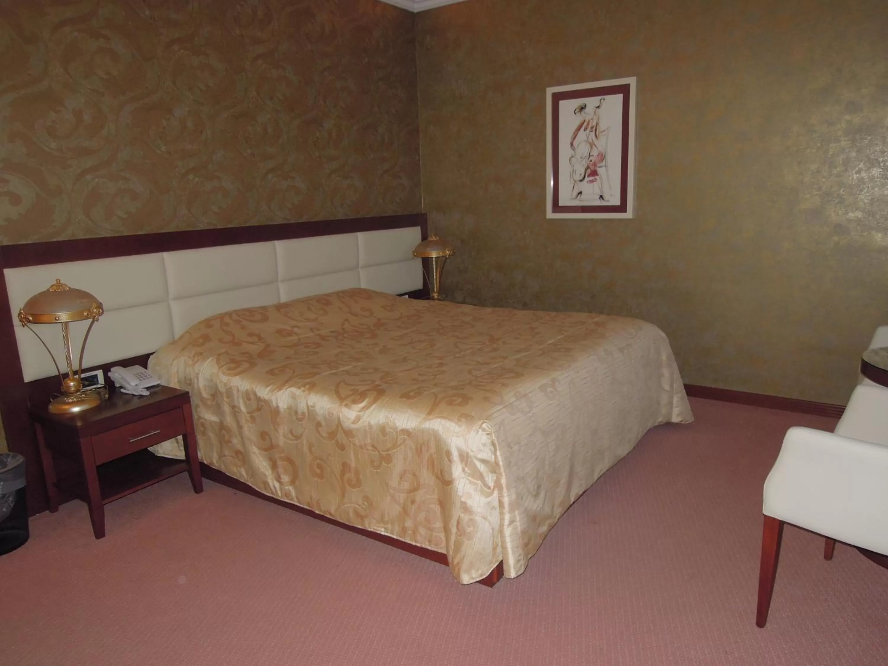 Bed in Hotel Sucevic Garni