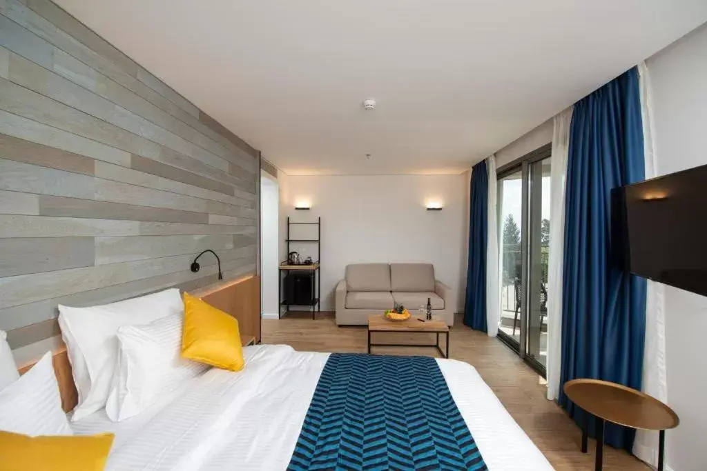 Executive Open-Space - single occupancy in Kfar Giladi Hotel Executive Open-Space - single occupancy in Kfar Giladi Hotel