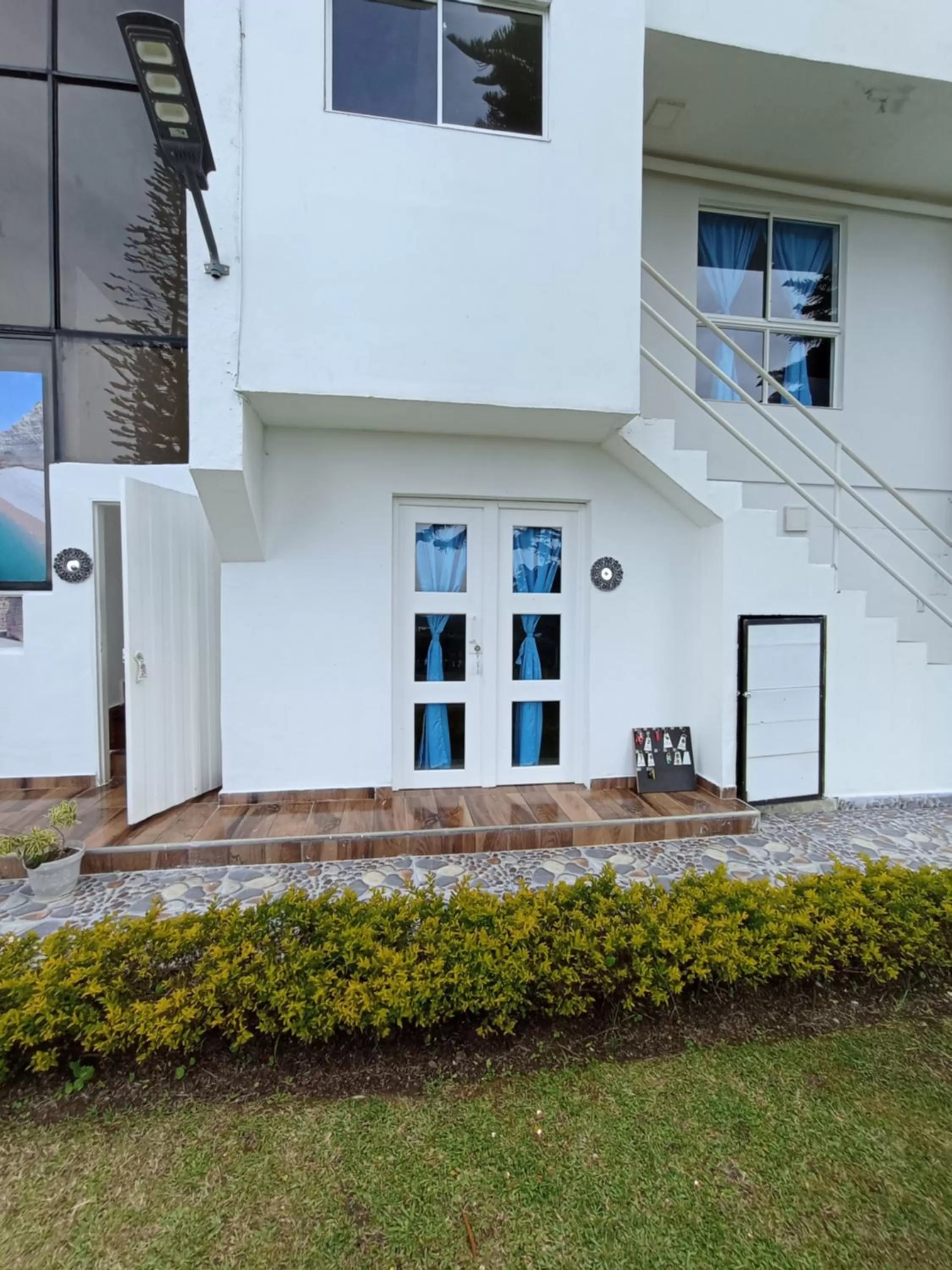 Facade/entrance, Property Building in Paradise Lake Finca Hotel
