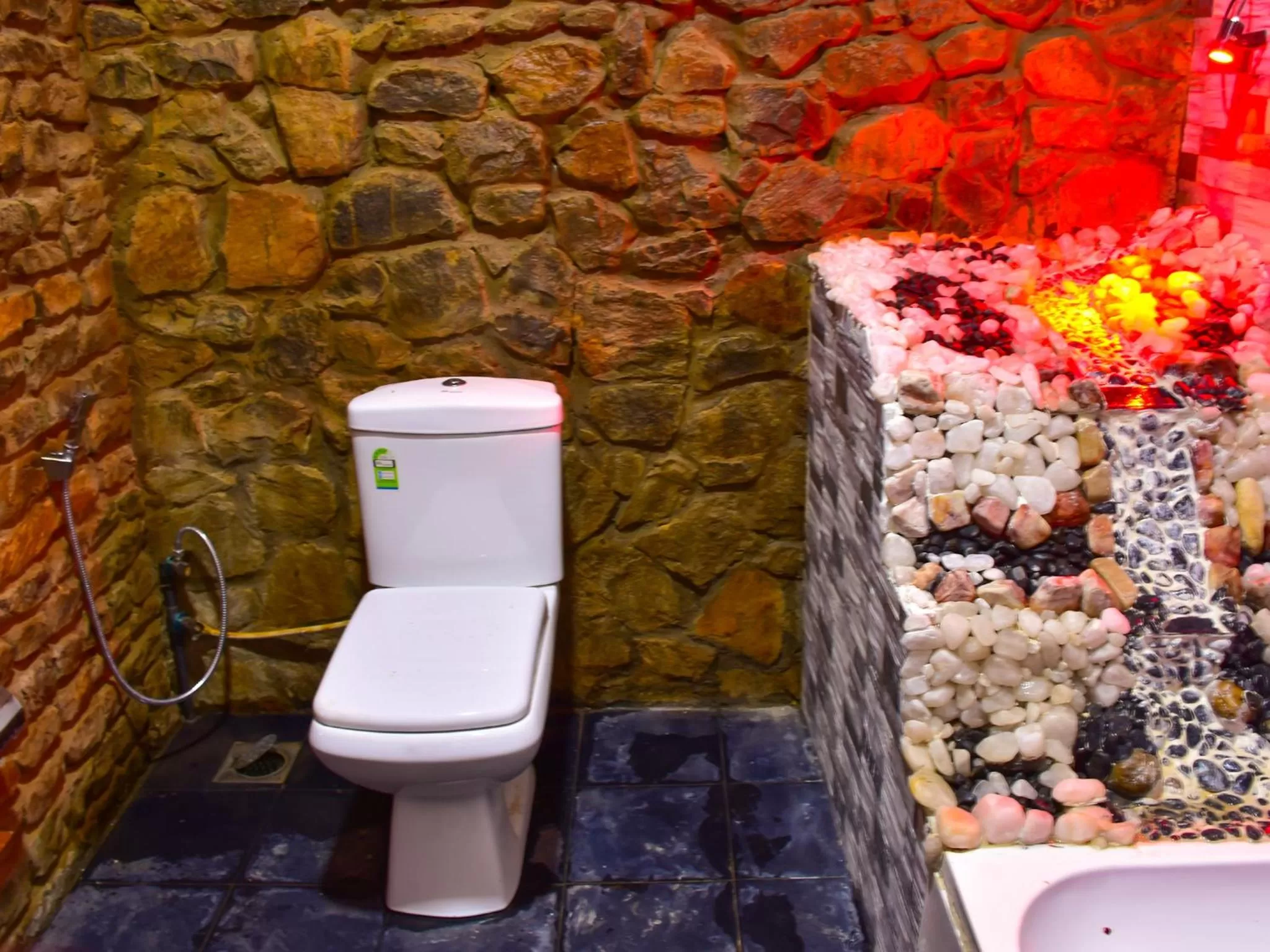 Bathroom in Ornateview Hotel