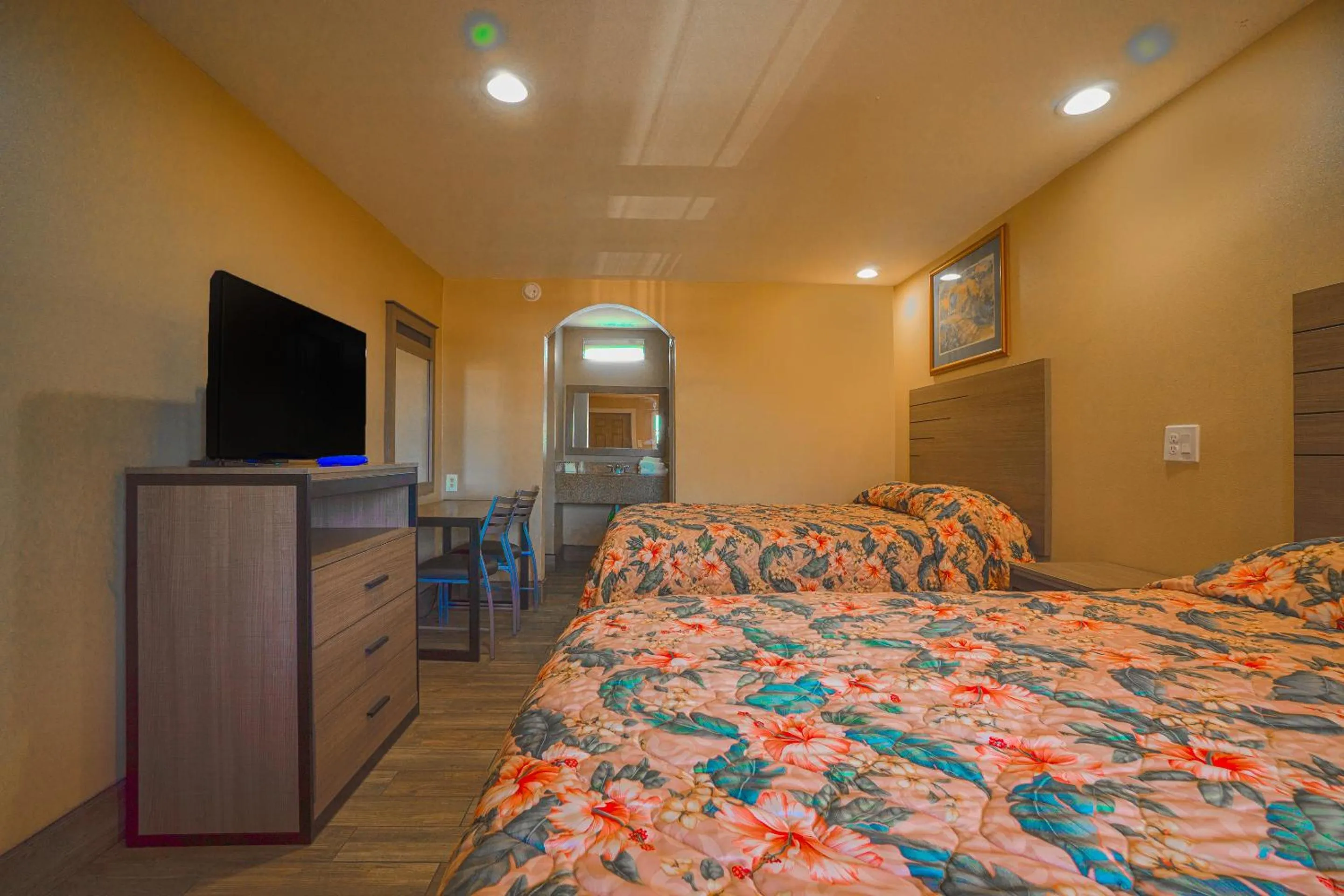 Bedroom, Bed in Days Inn by Wyndham Aransas Pass