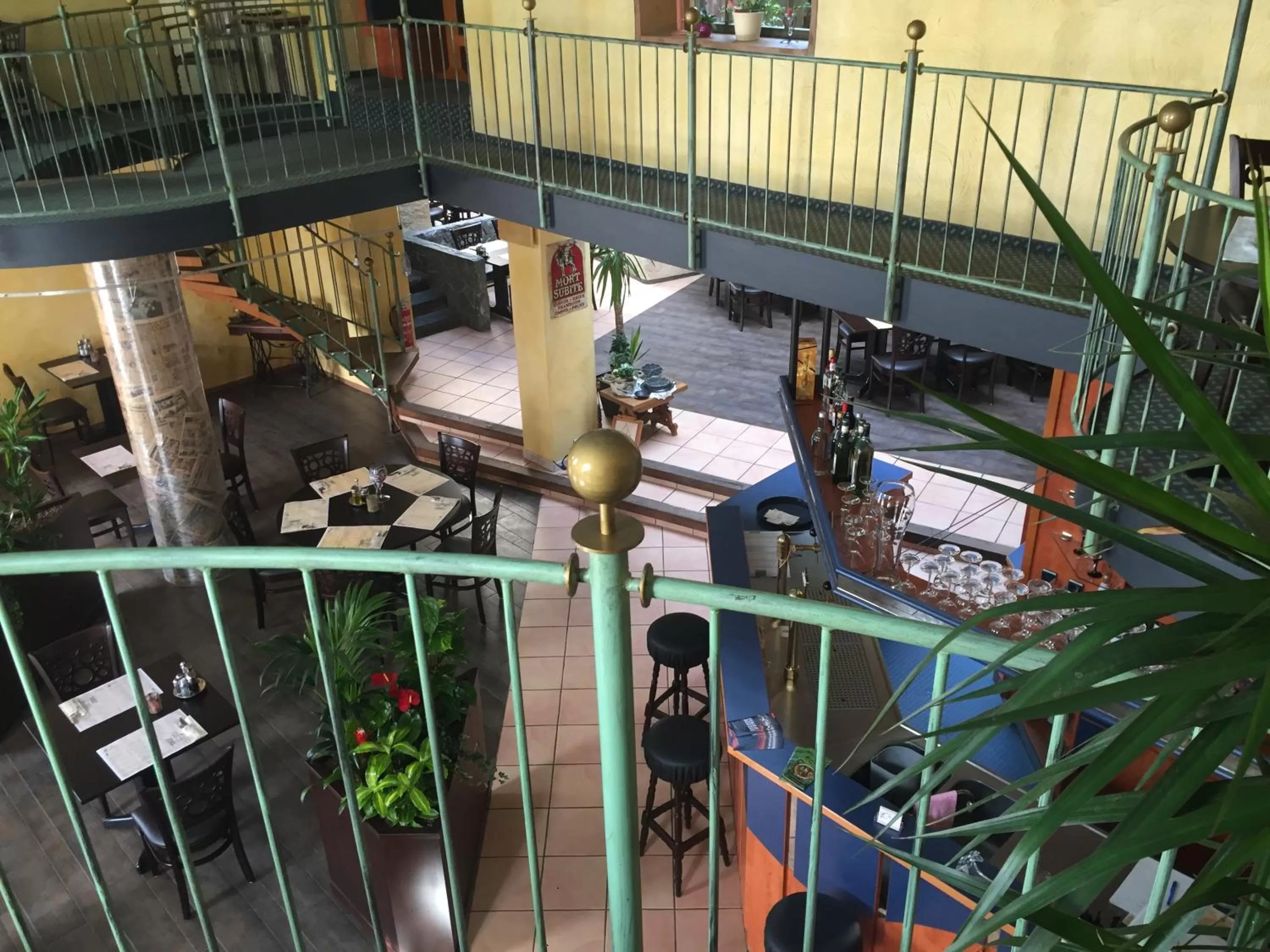 Restaurant/places to eat in Beim Heines