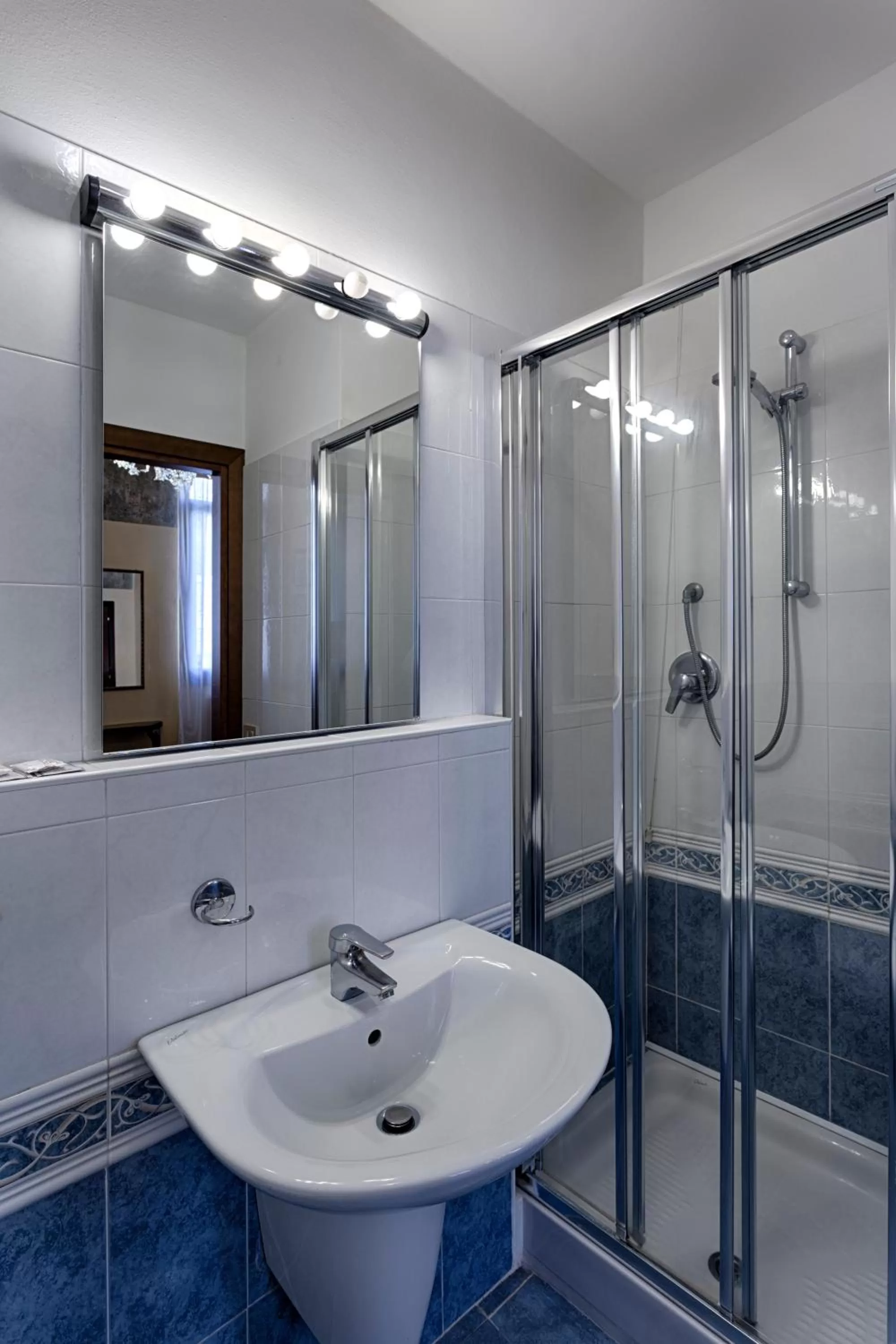 Bathroom in Hotel Guerrato