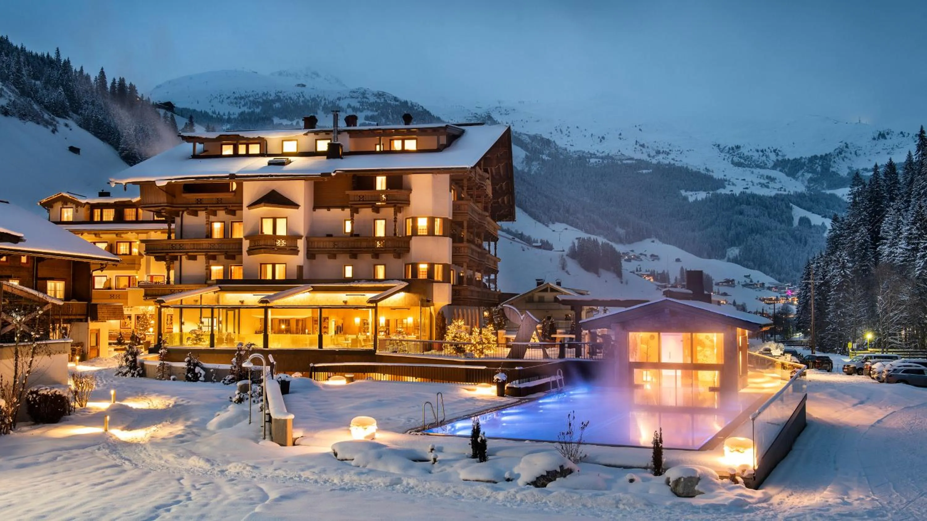 Property building, Winter in Sport Vital Hotel Central