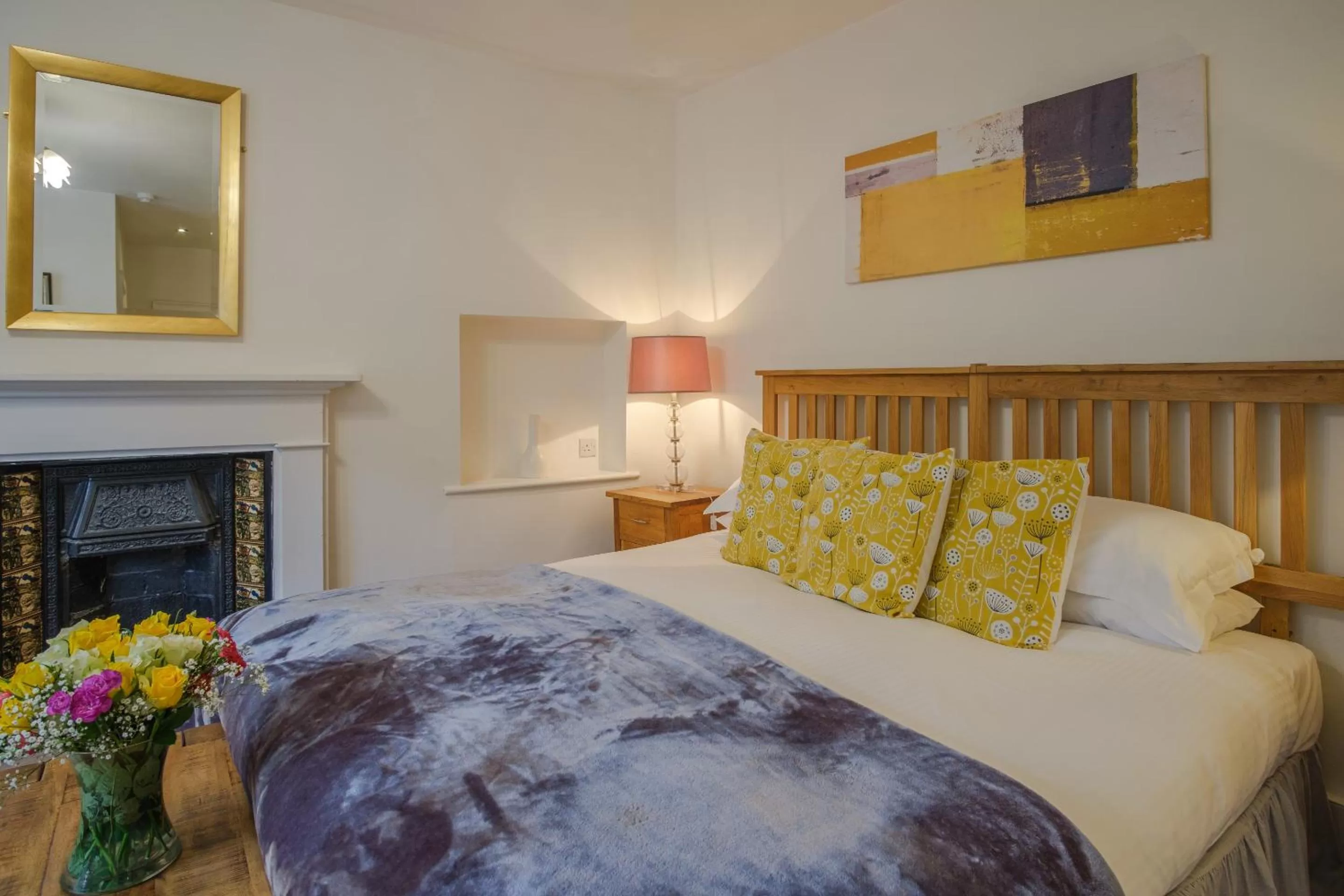 Bedroom, Bed in White Hart Inn