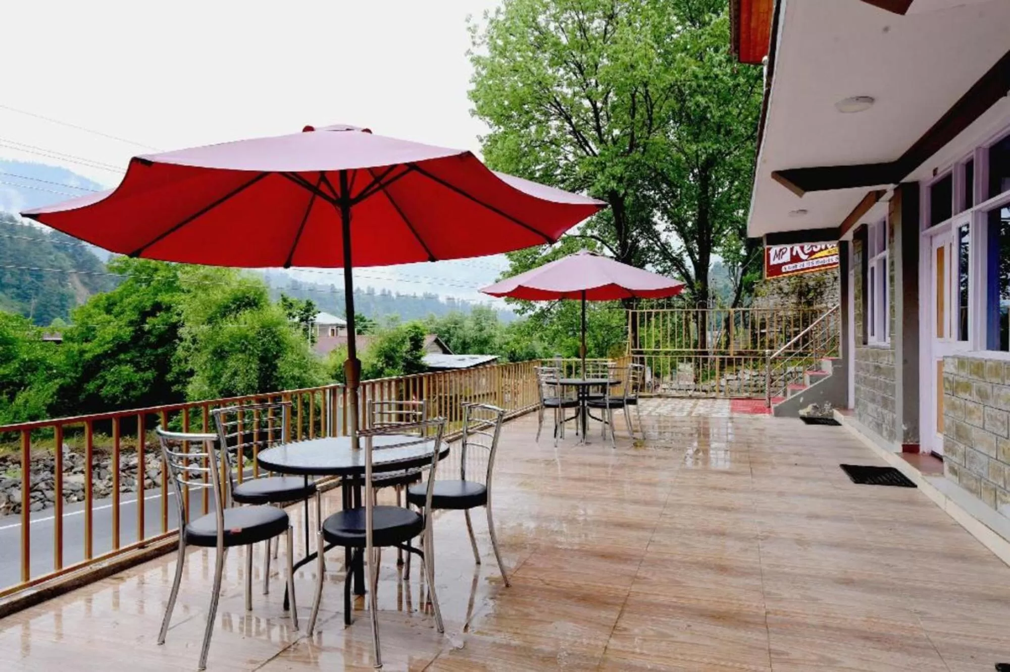 Balcony/Terrace in High Nation Resort Manali
