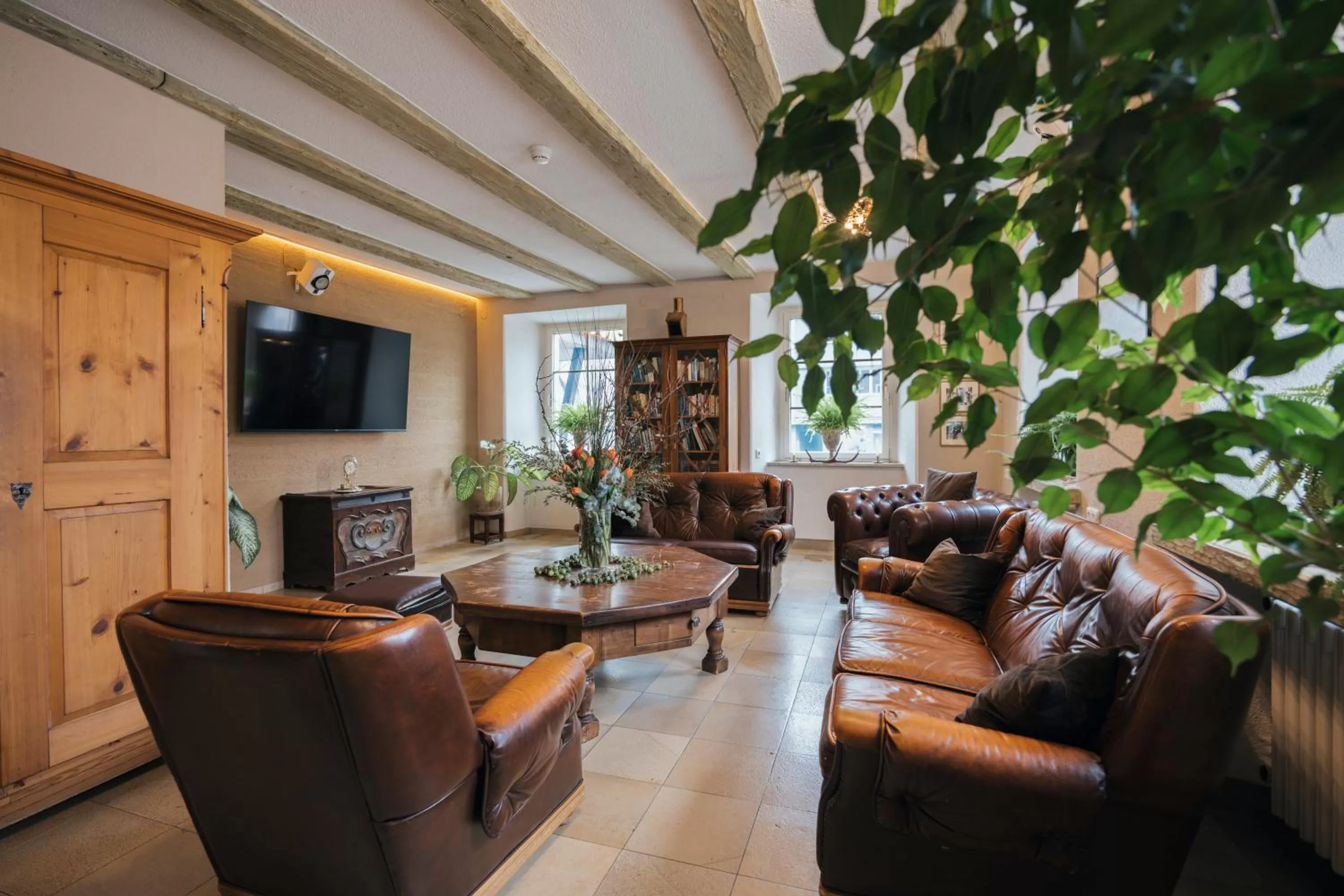 Communal lounge/ TV room in Hotel Bären