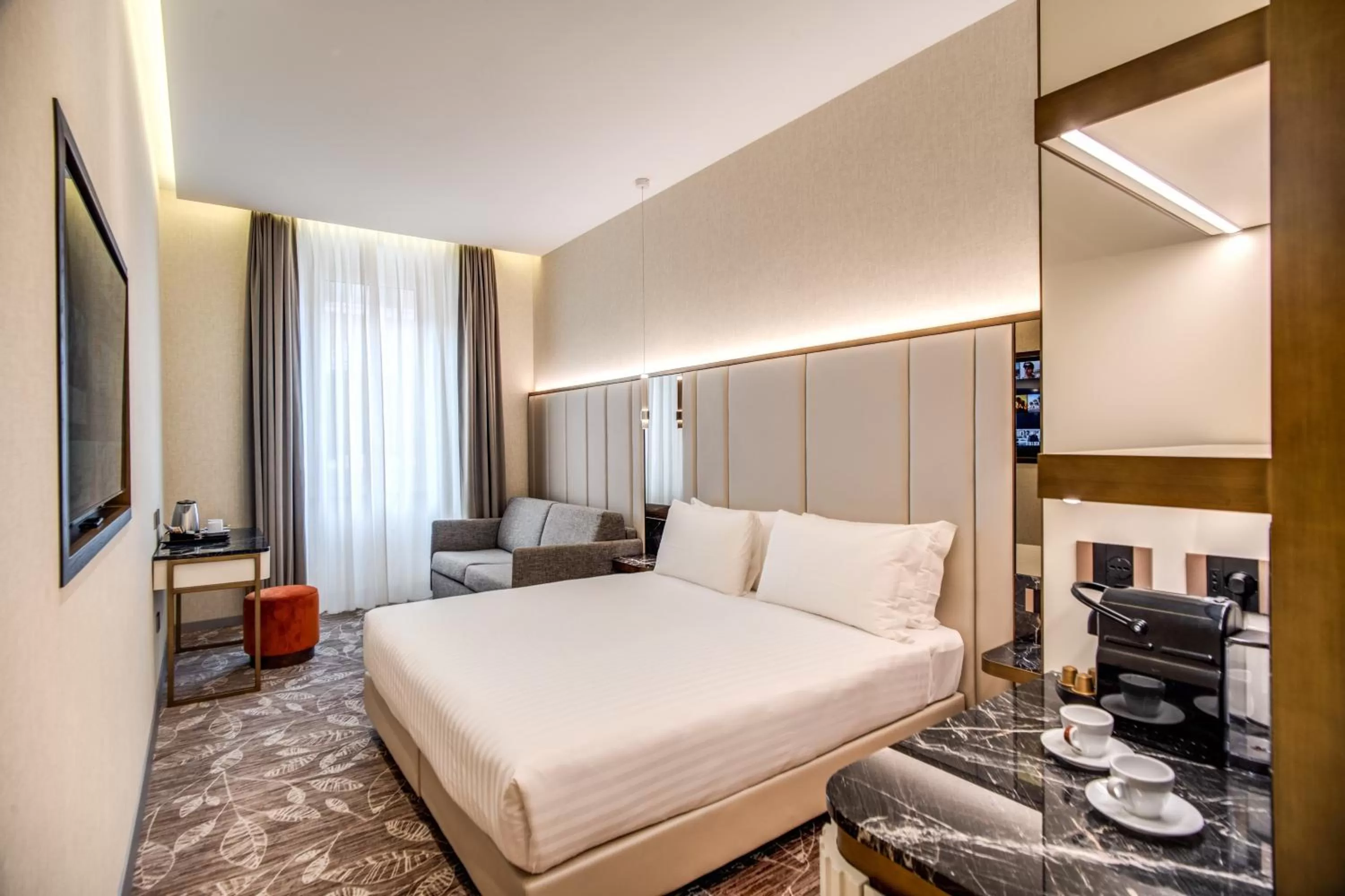 Bed in CC Palace Hotel