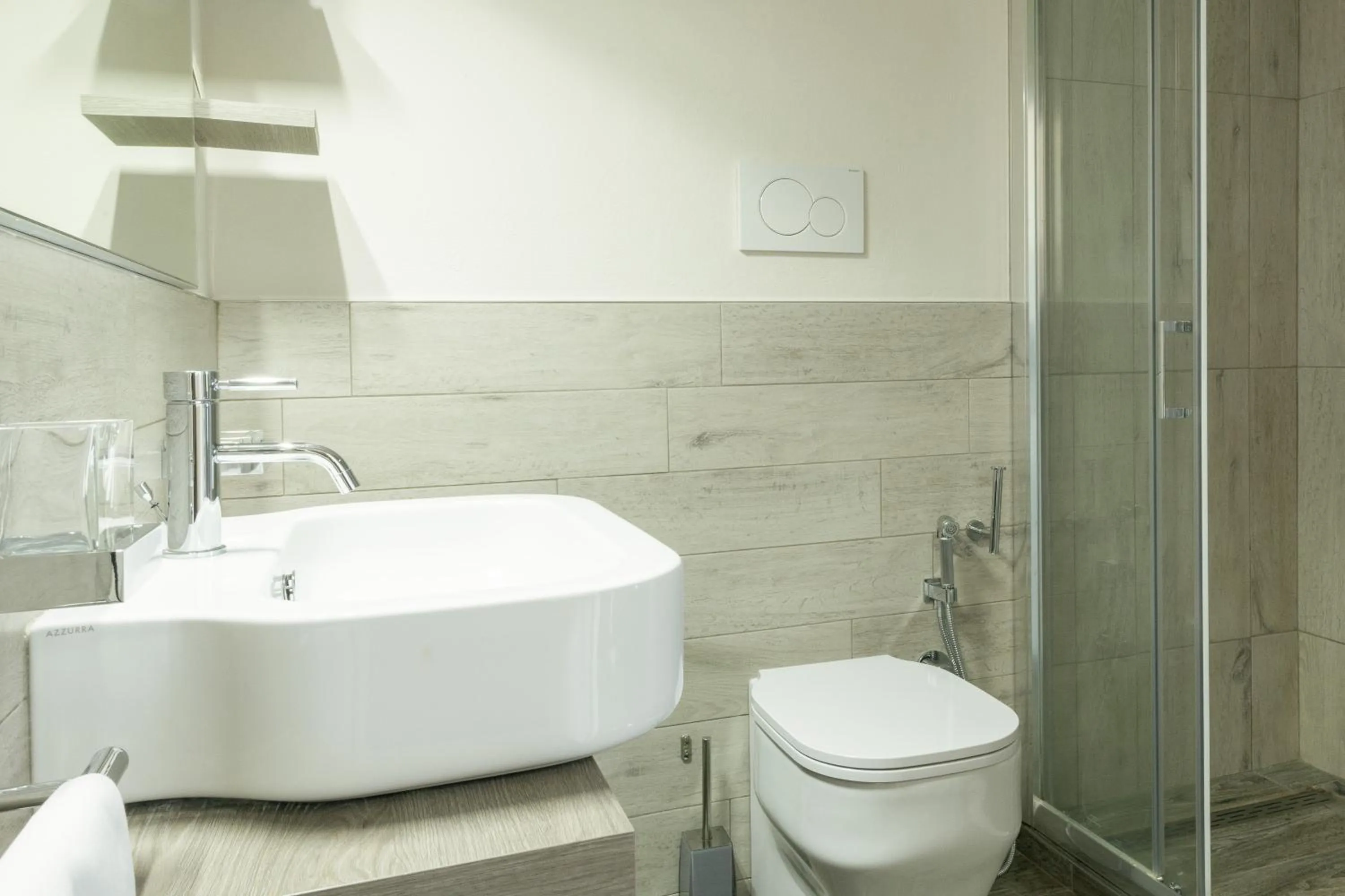 Shower in Si Montalcino Hotel