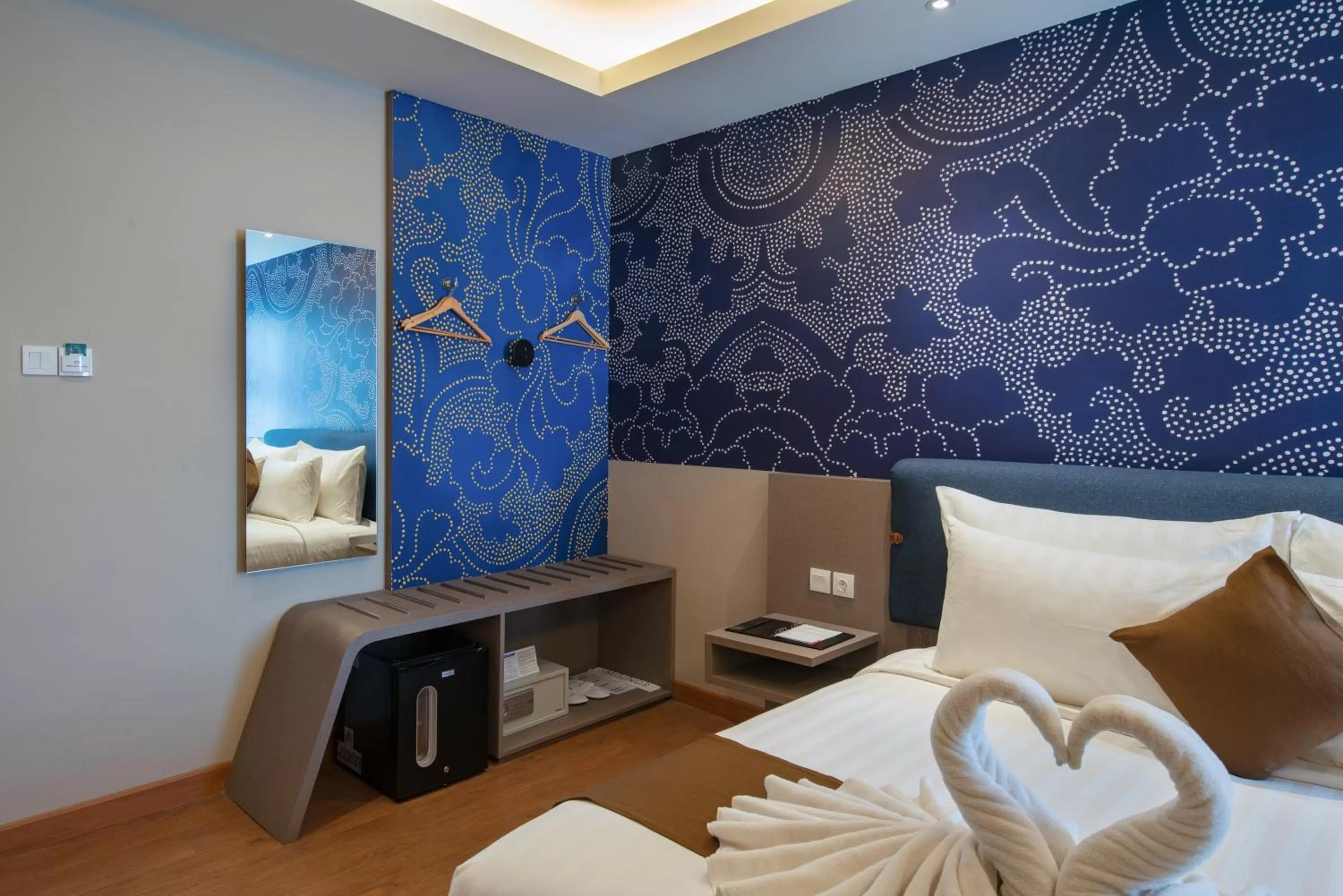 Bedroom, Bed in Luminor Hotel Airport Sidoarjo By WH , Best Choice and Strategic Location with a Rooftop area in Town