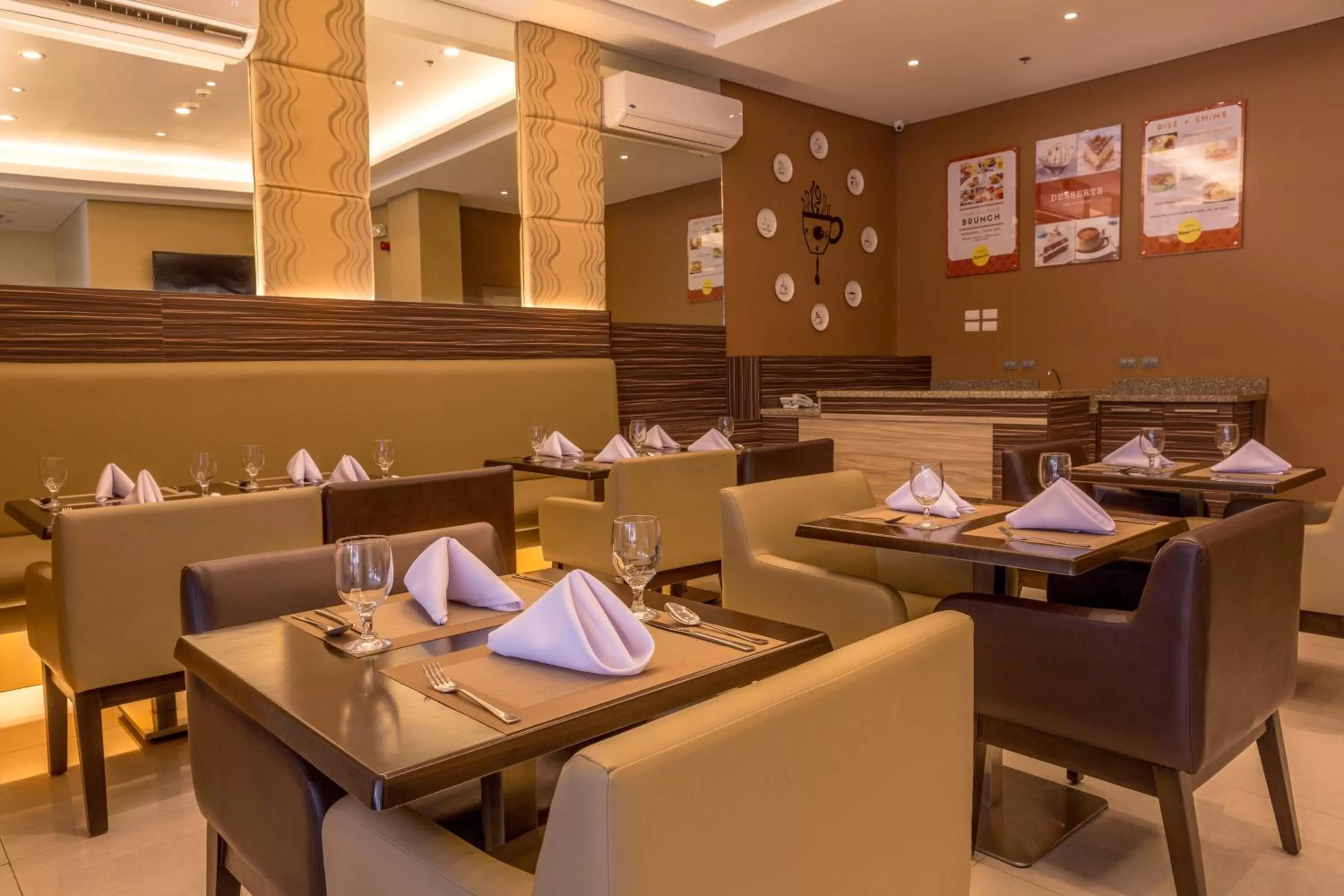 Restaurant/places to eat in Hamersons Hotel Cebu