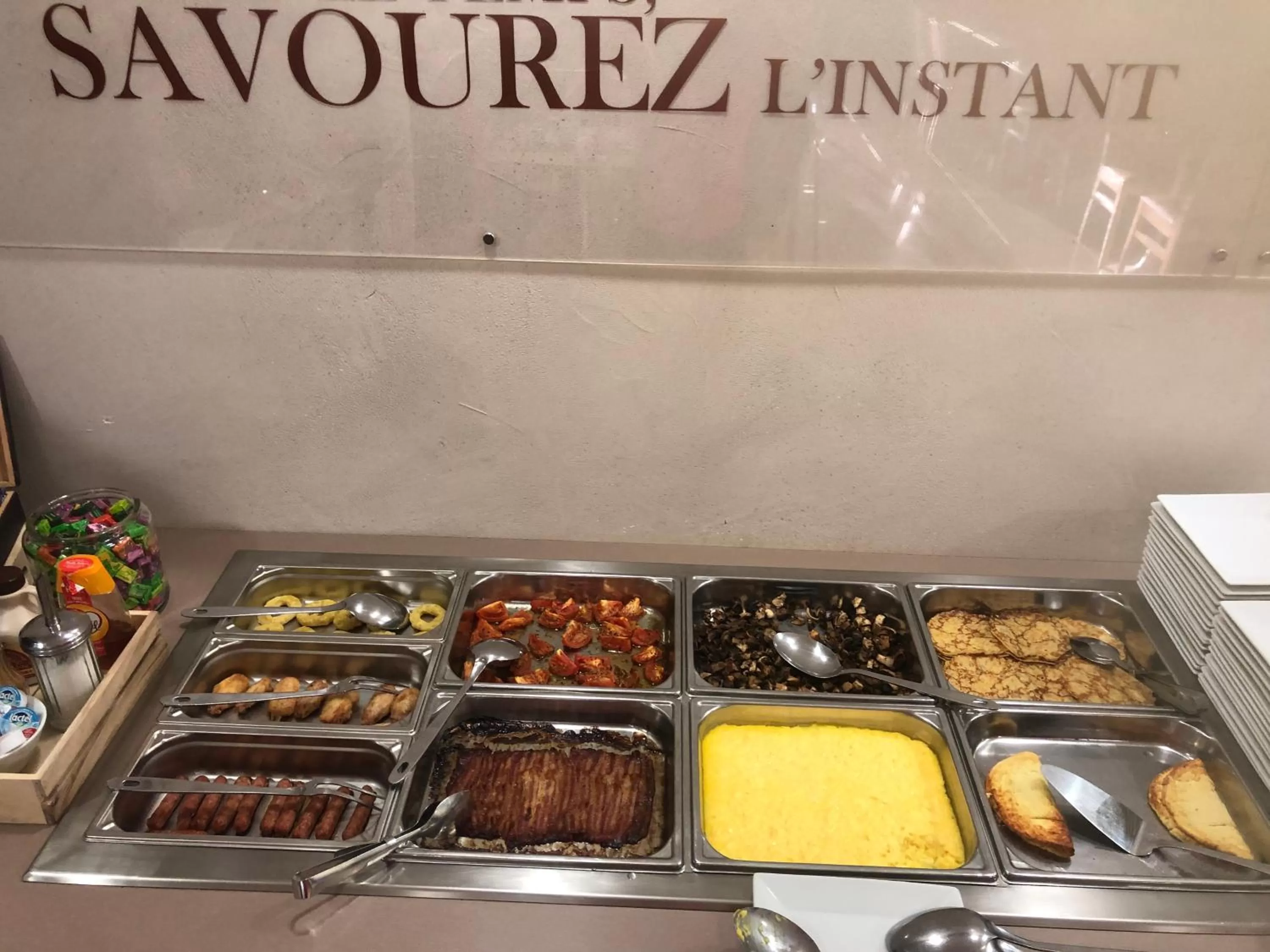 Food in Kyriad Montpellier Nord Parc Euromédecine