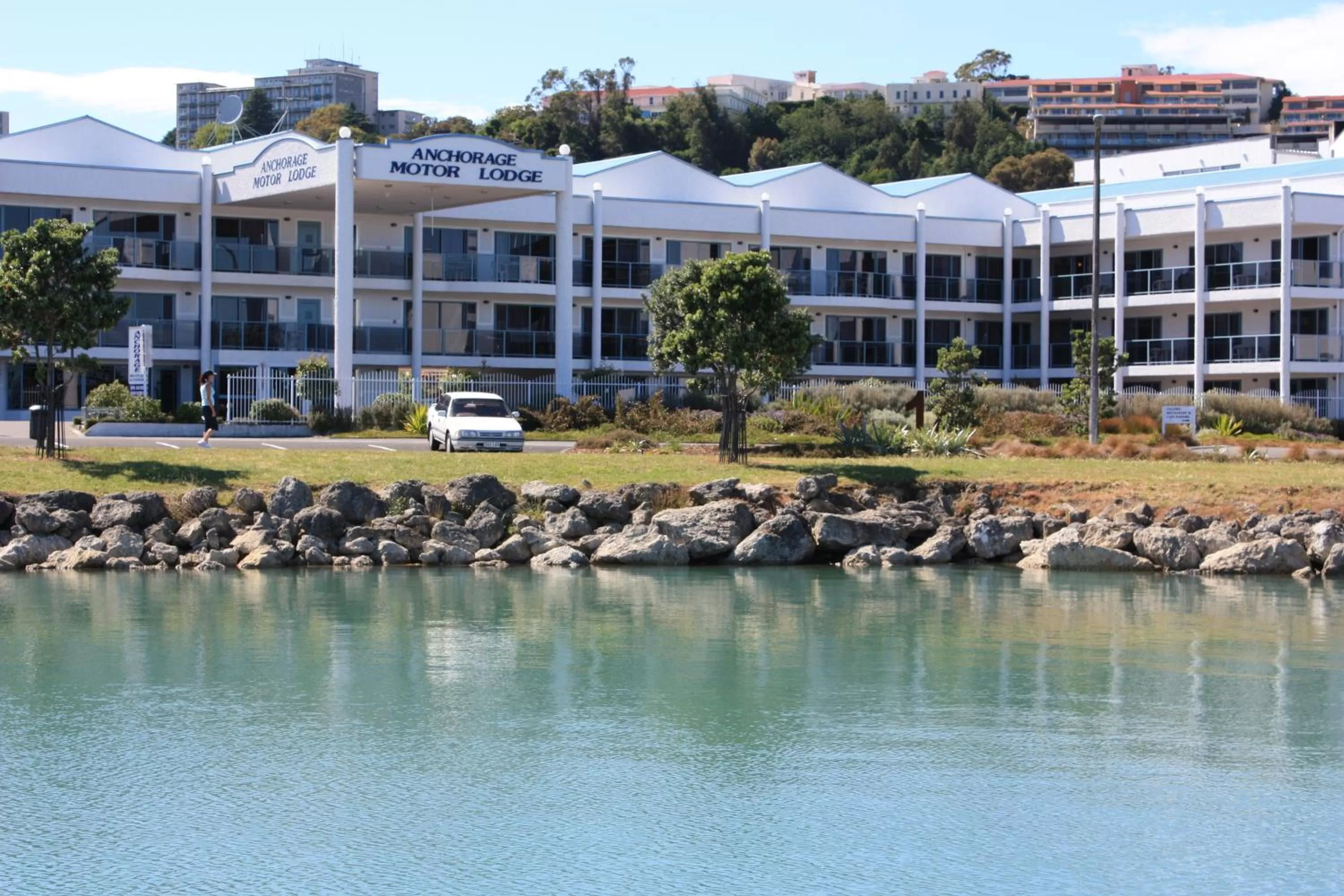 Property building in Anchorage Motor Lodge