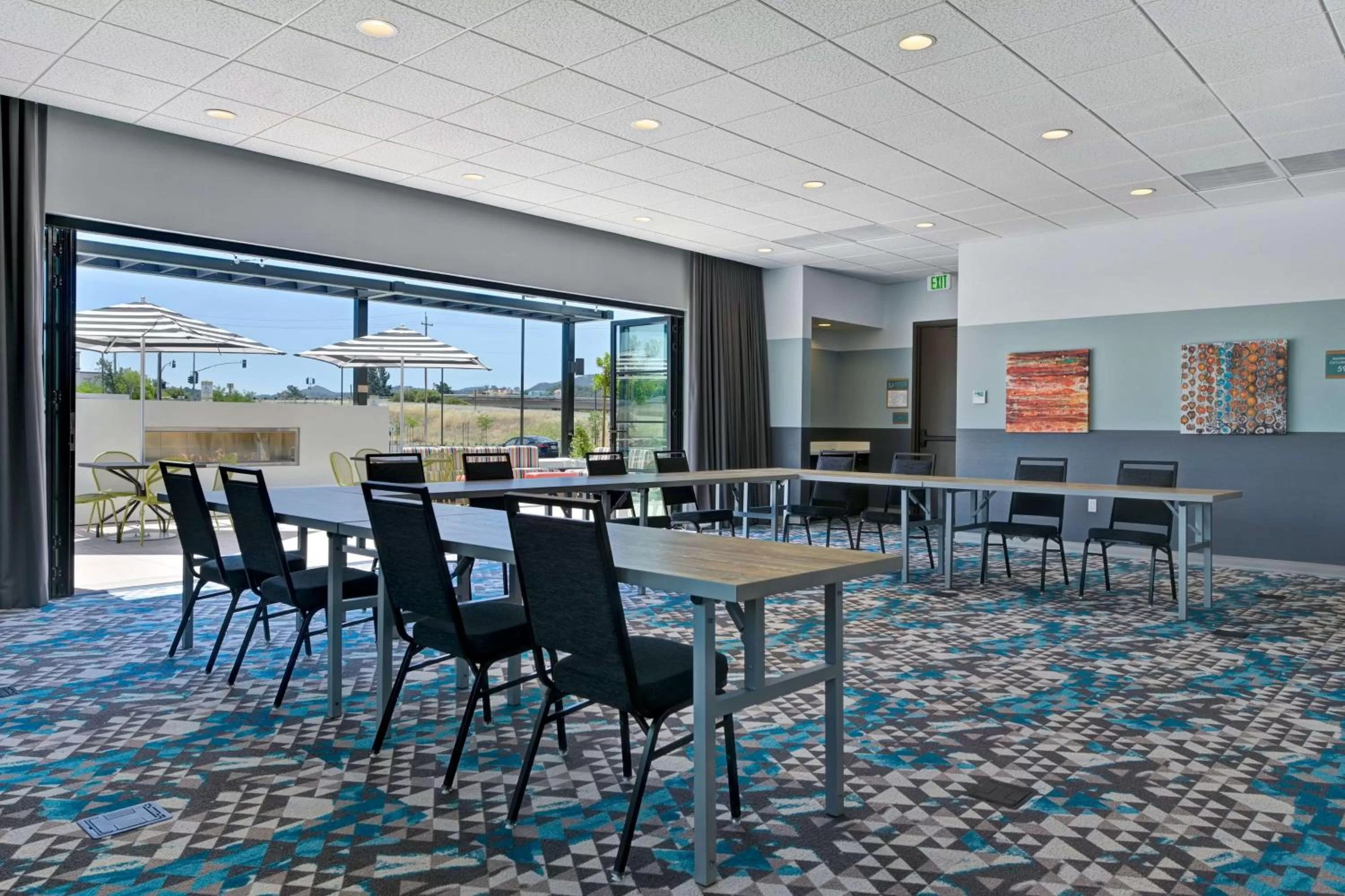 Meeting/conference room in Home2 Suites By Hilton Atascadero, Ca