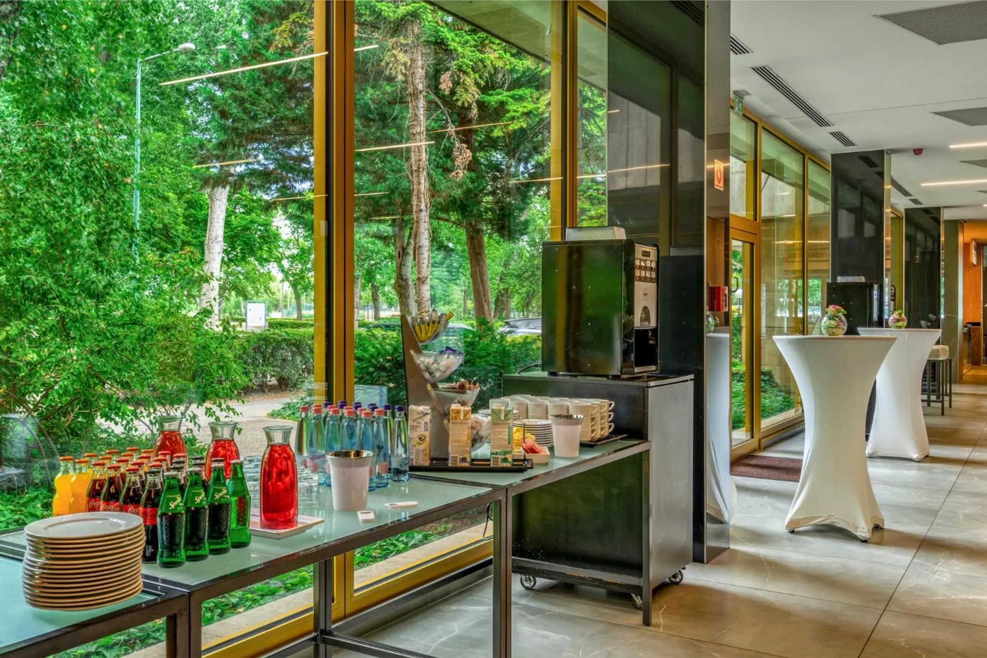 Food and drinks in Ensana Thermal Margaret Island