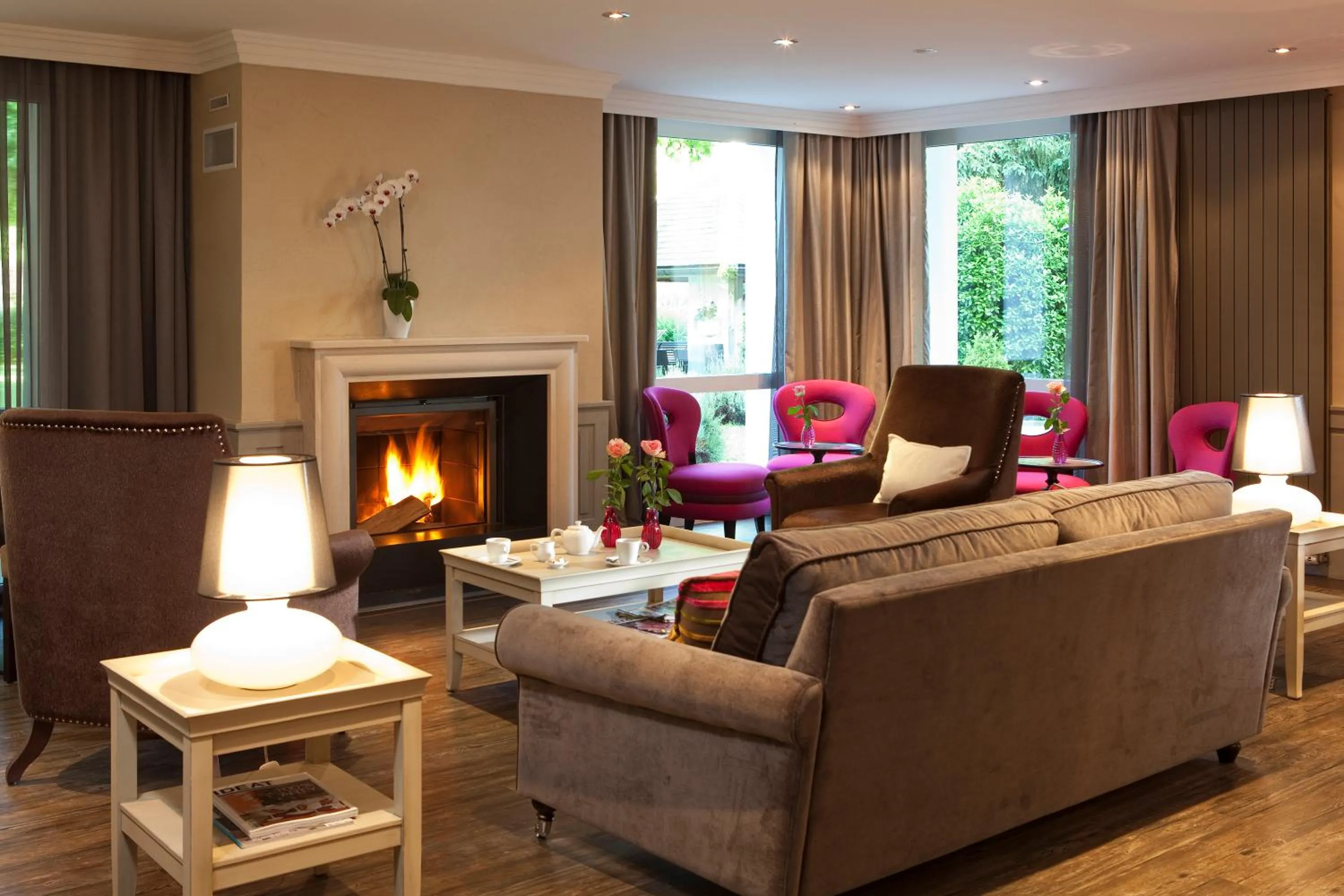 Living room in Logis Auberge Saint Simond