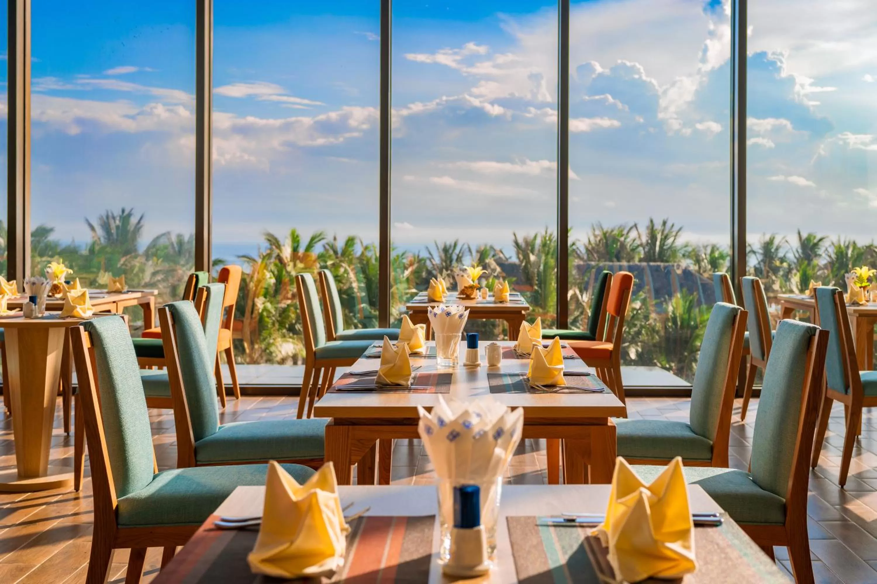 Restaurant/places to eat in Sala Grand Tuy Hoa Hotel