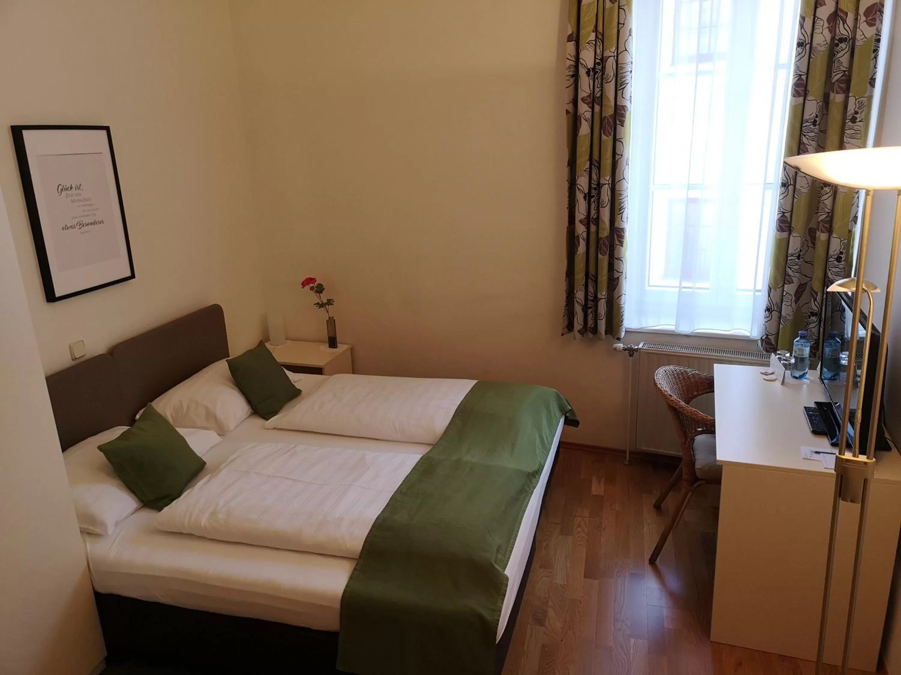 Bedroom, Bed in Babenbergerhof