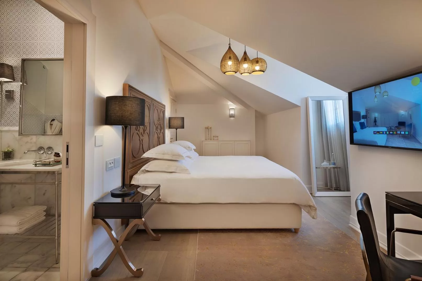 Attic Studio (Access By Stairs Only) - single occupancy in The Drisco Hotel Tel Aviv - Relais & Châteaux