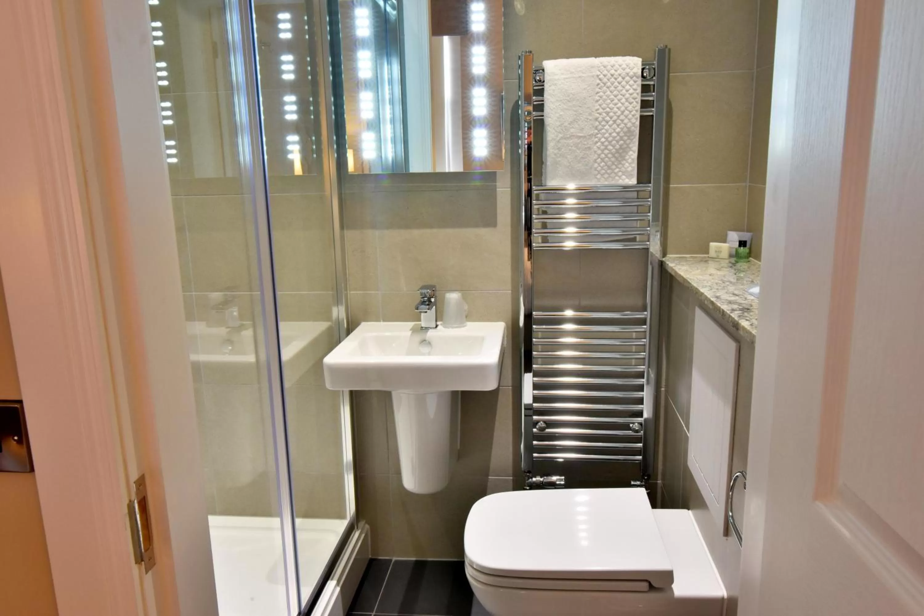 Toilet in The Townhouse Aberfeldy - Rooms & Breakfast