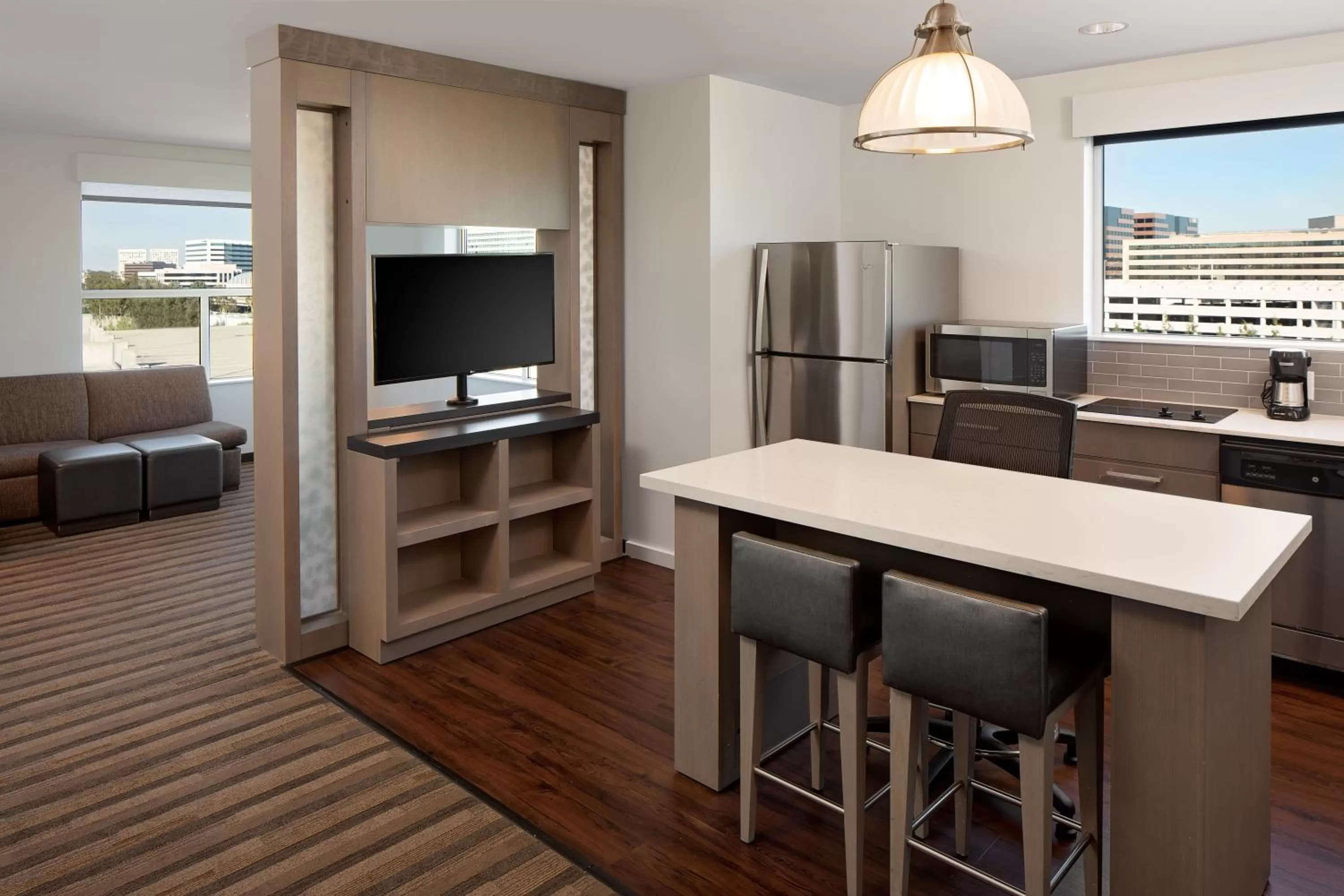 One-Bedroom King Suite with Shower - Disability Access in Hyatt House Irvine/John Wayne Airport