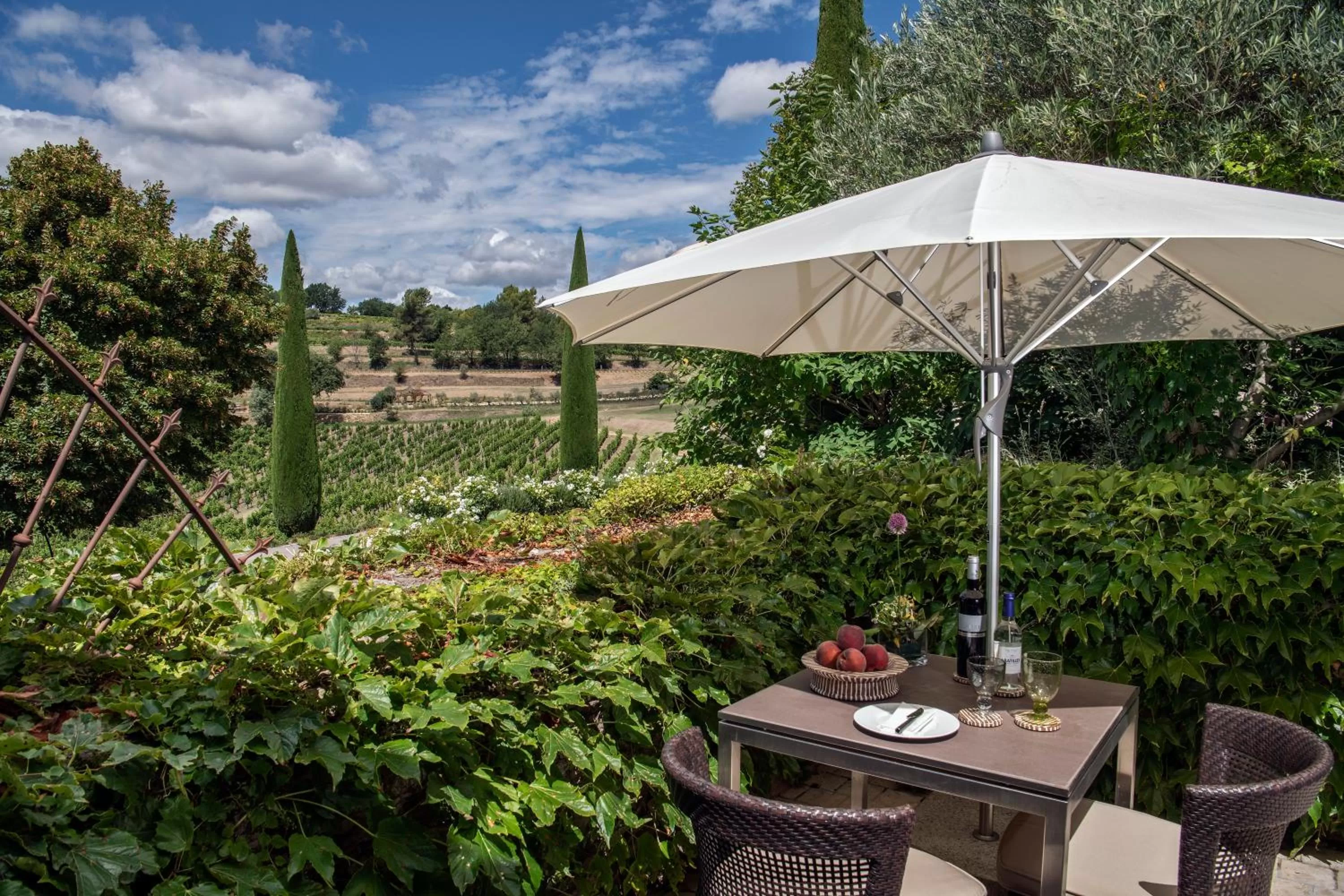Patio in Coquillade Provence - Relais & Châteaux
