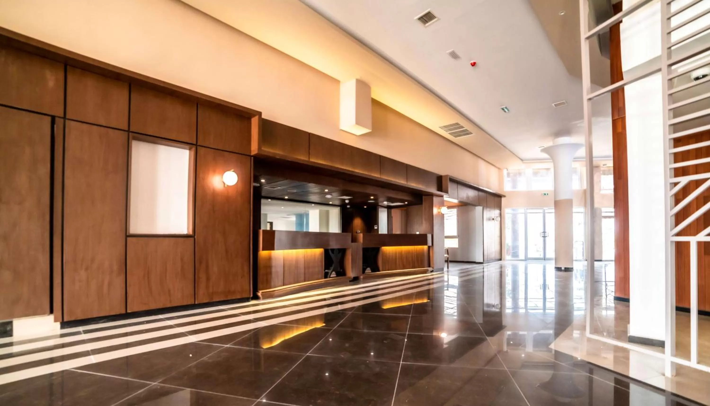 Lobby or reception in Best Western Plus Soaho Douala Airport