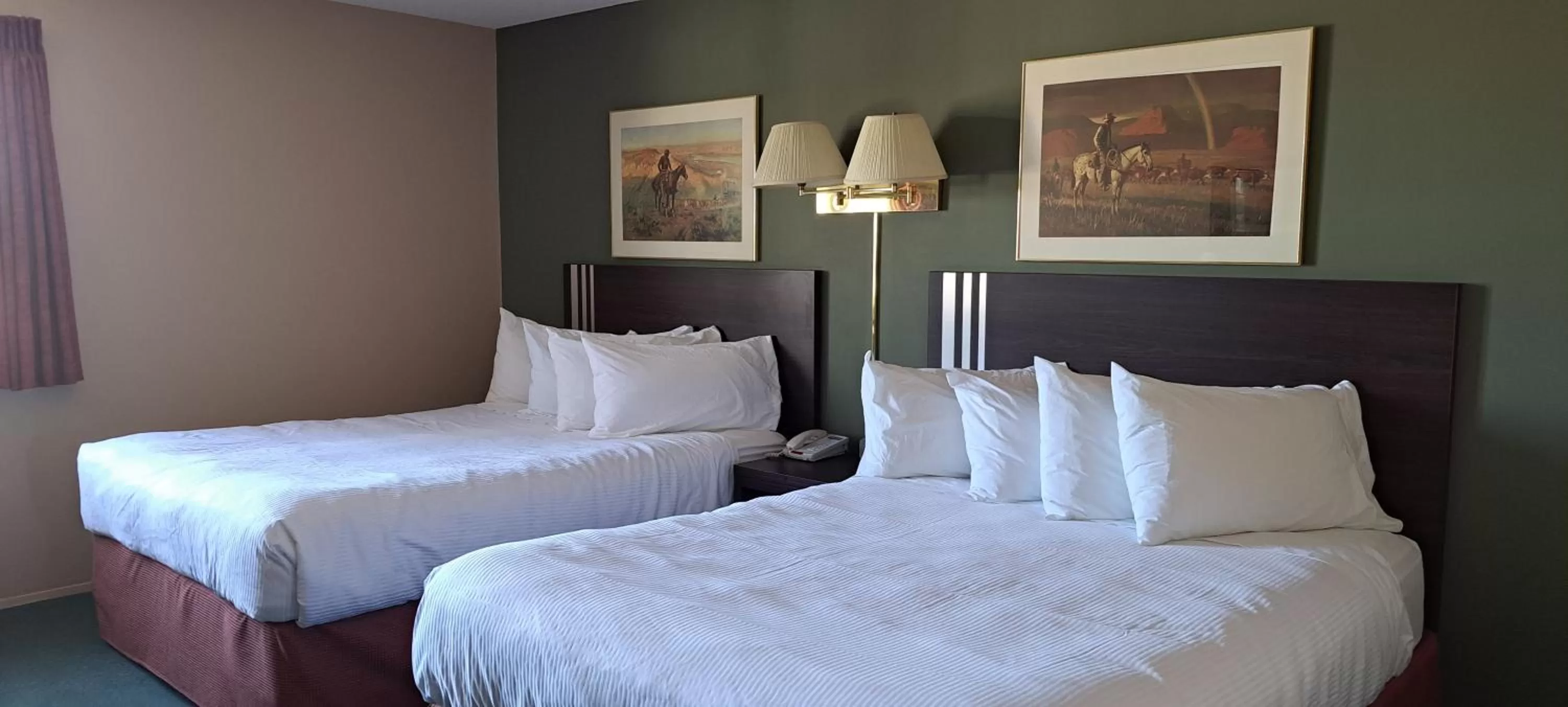 Bed in Travelodge by Wyndham Lacombe