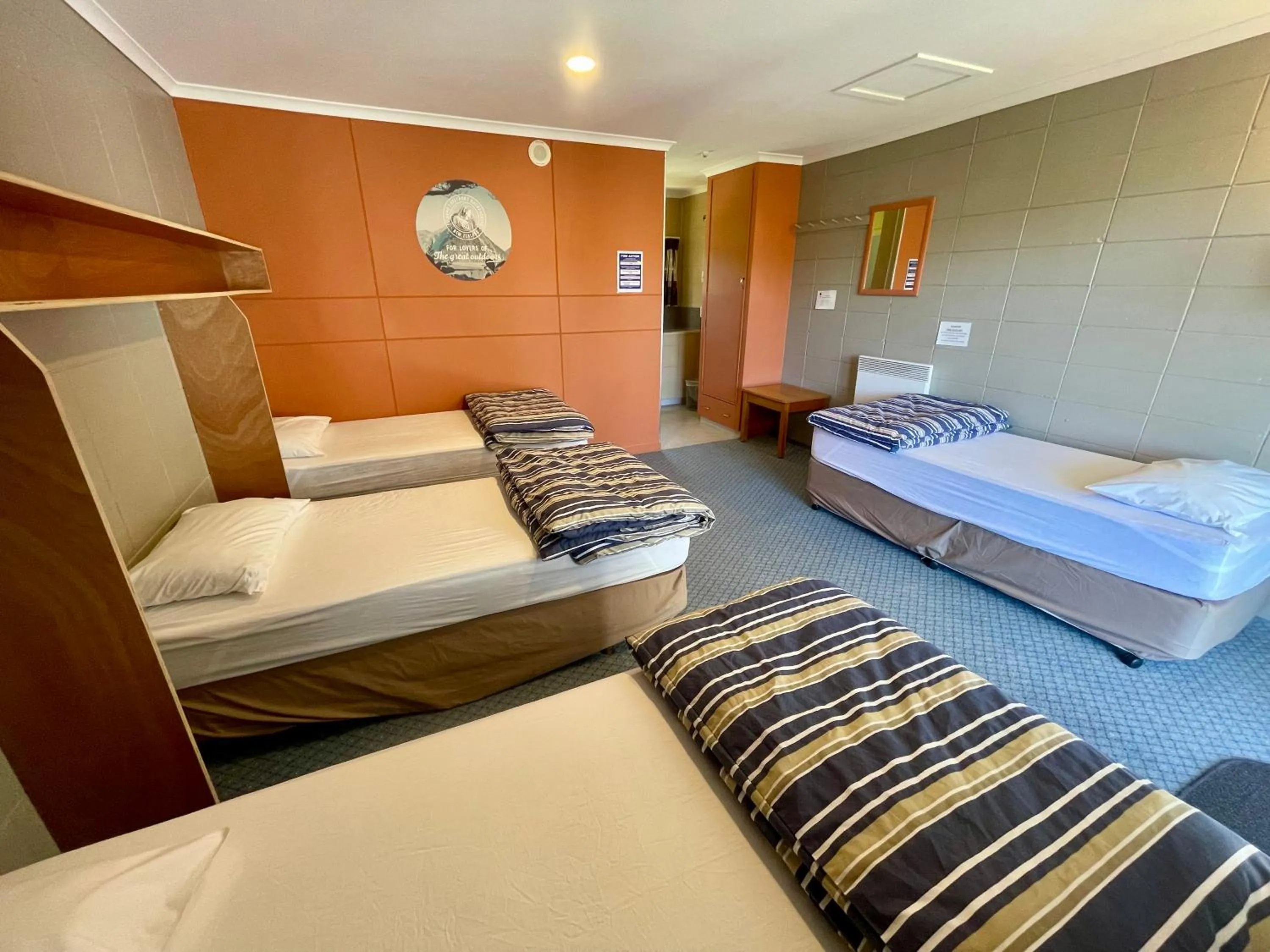 Bed in Te Anau Lakefront Backpackers