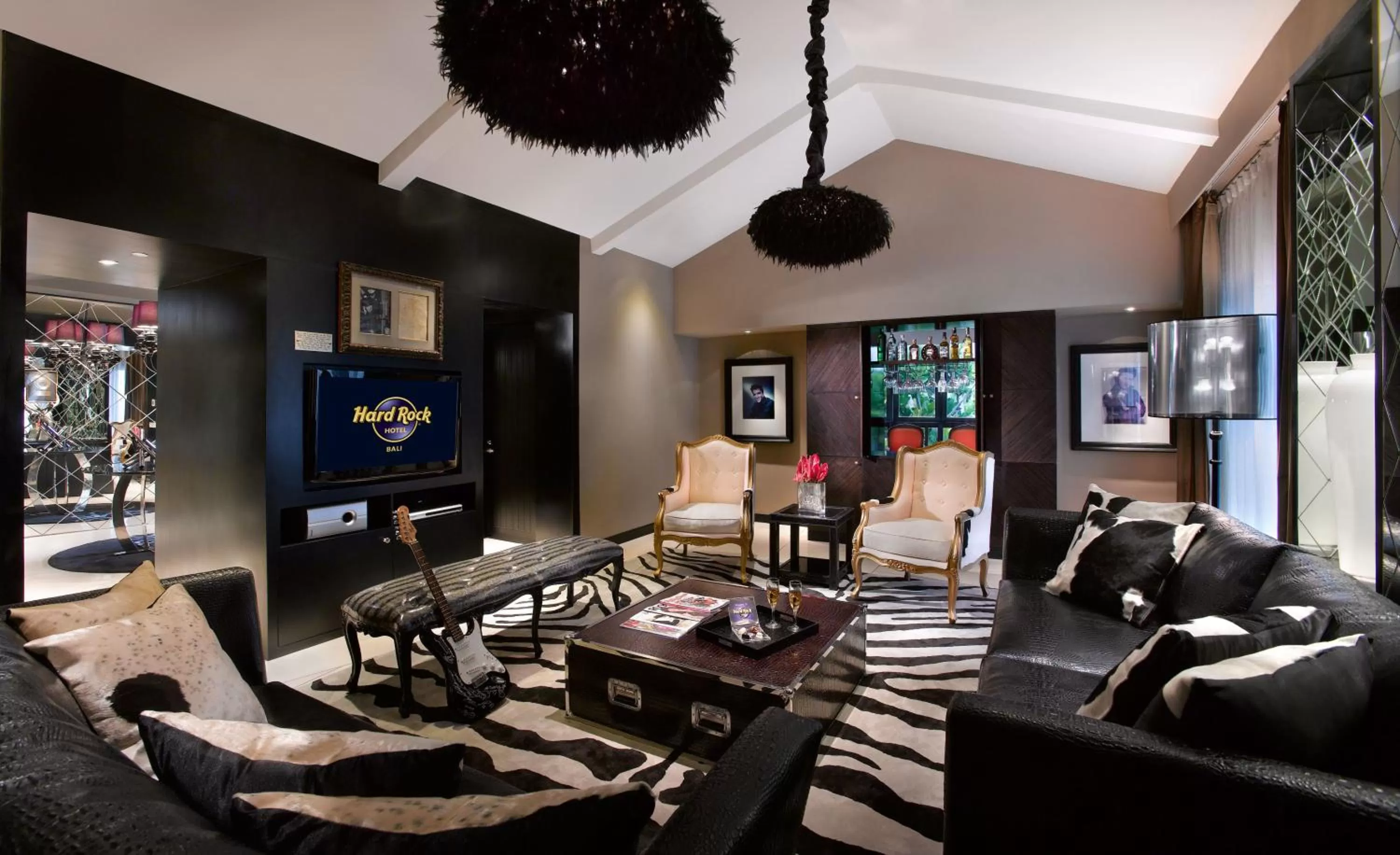 Living room in Hard Rock Hotel Bali