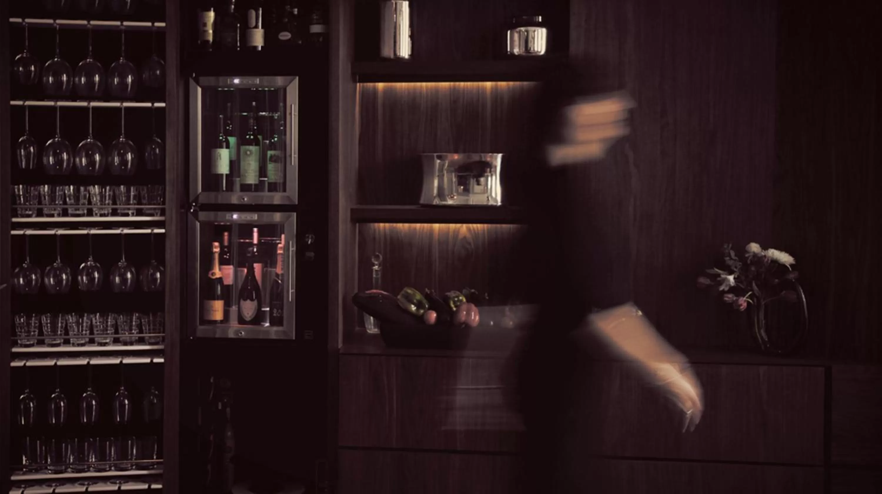 Lounge or bar in Yndo Hôtel