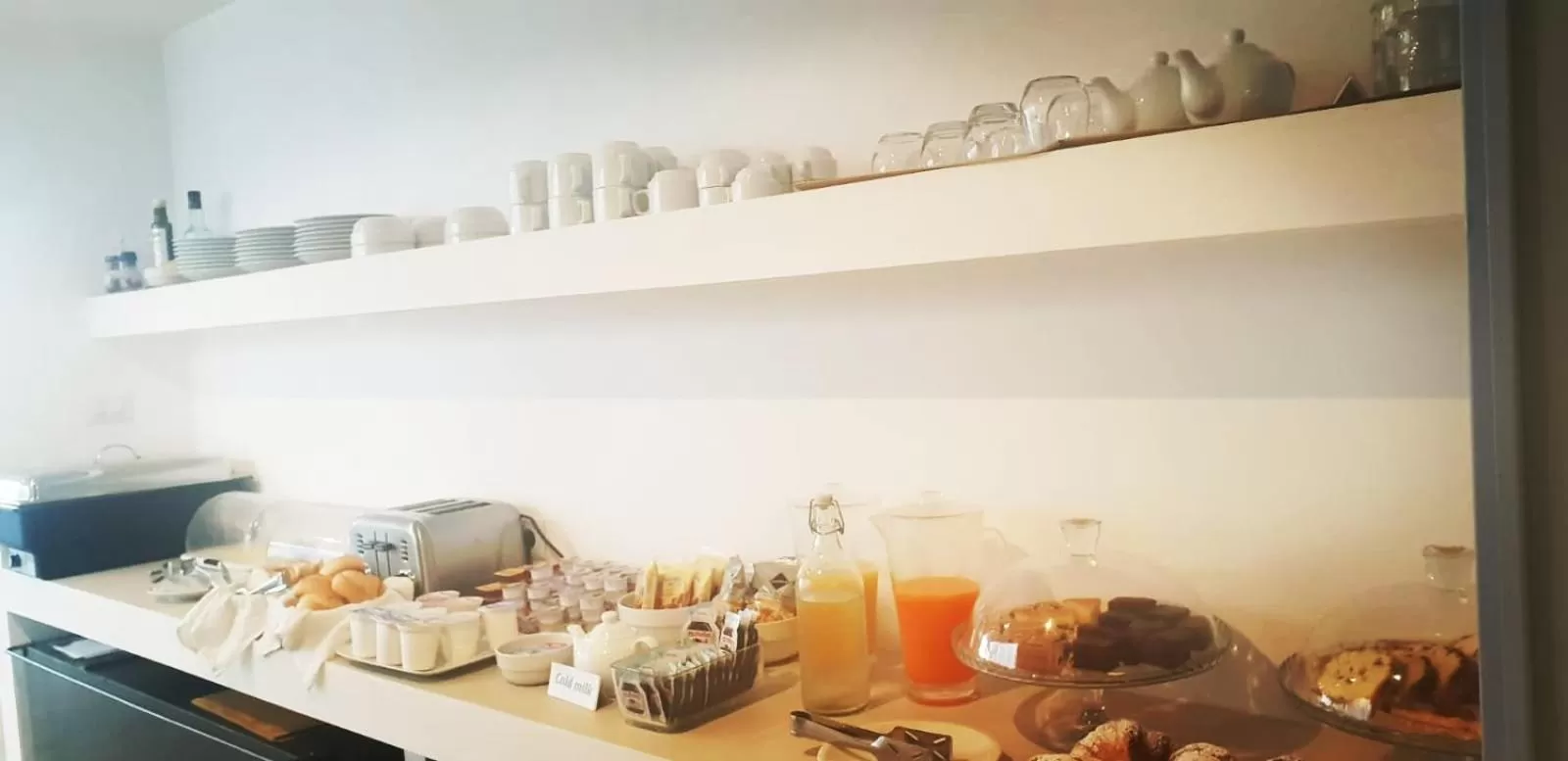 Buffet breakfast in Hotel Intorno Al Fico