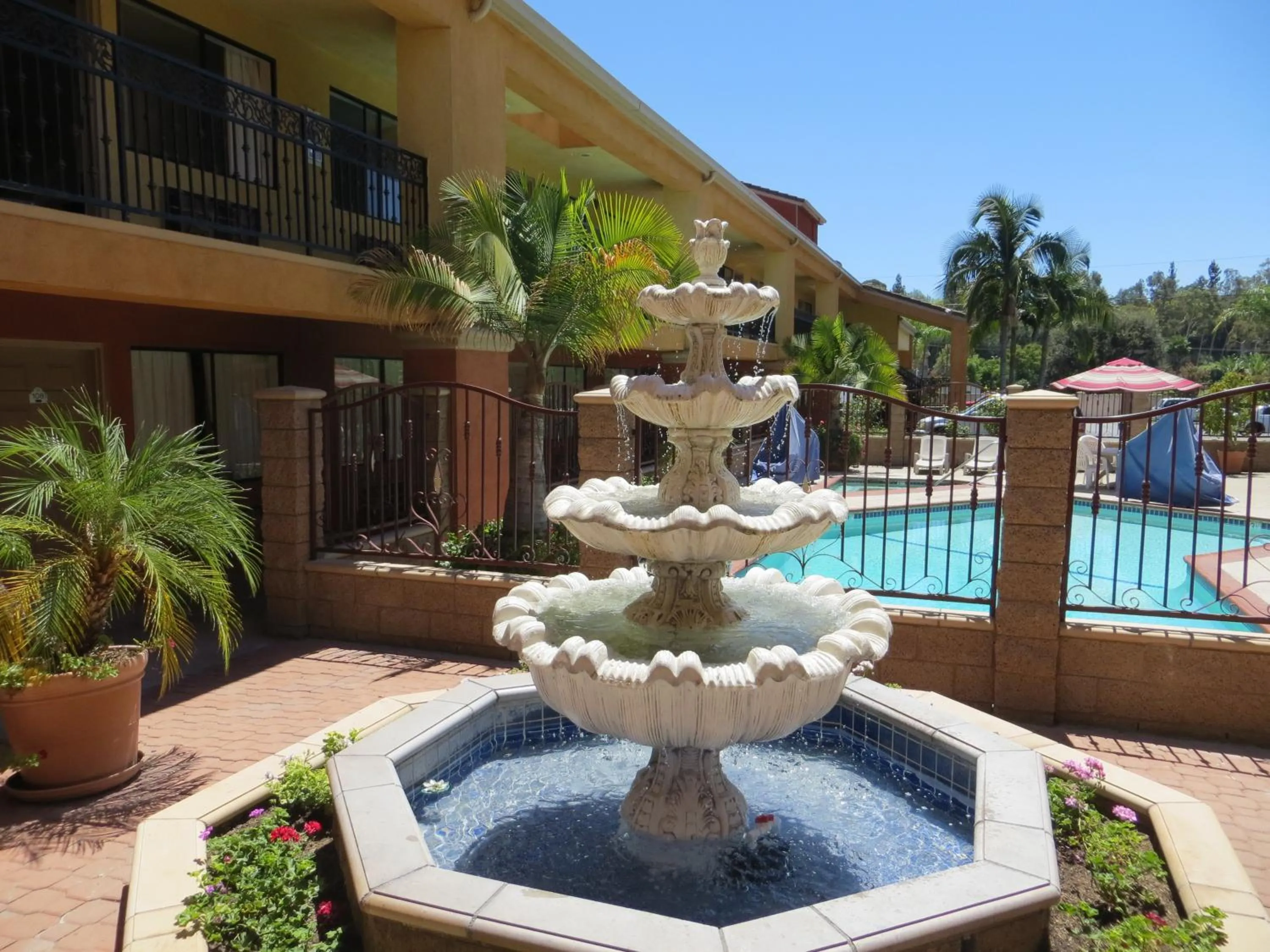 Decorative detail in Azusa Inn