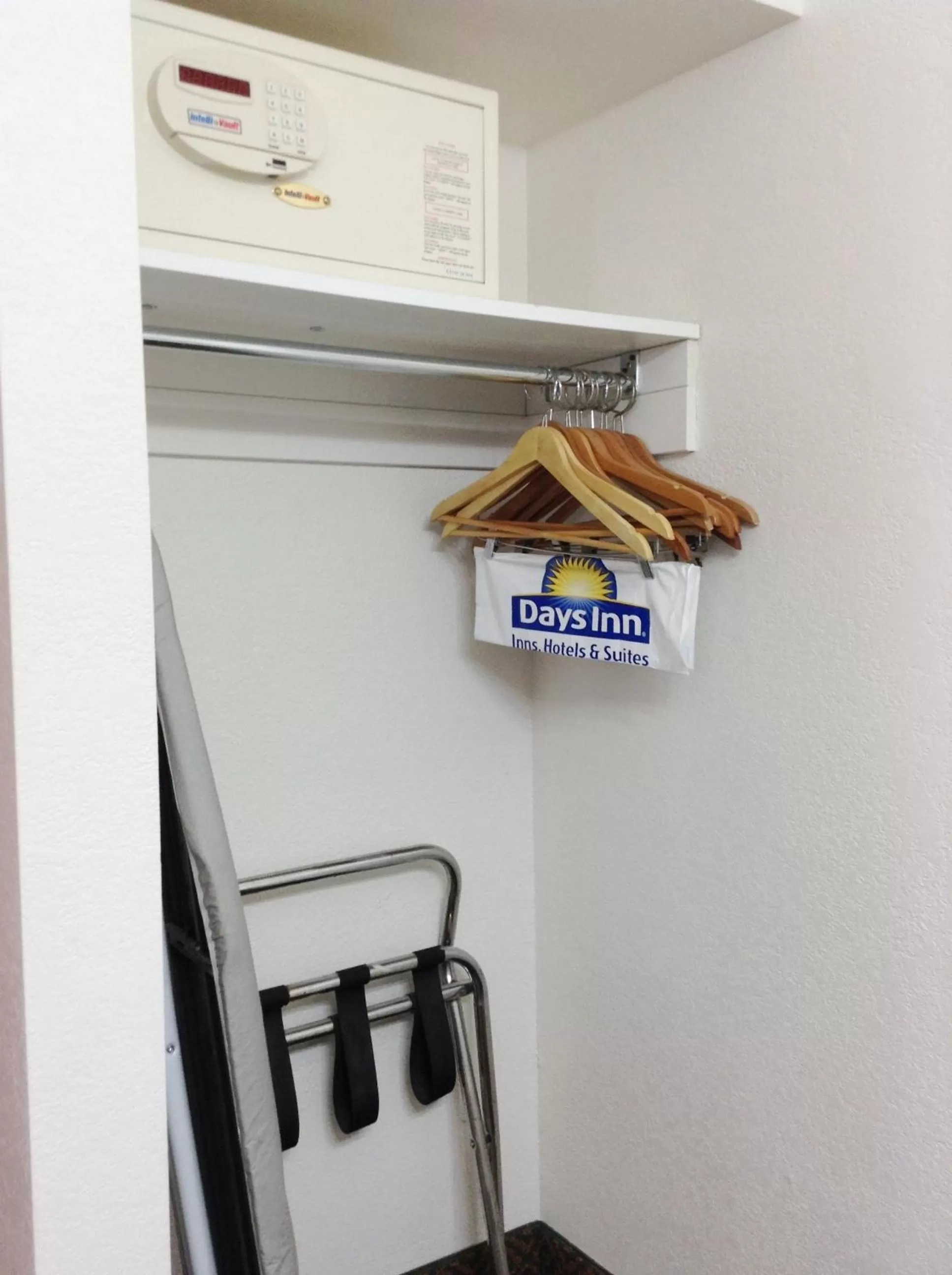 Decorative detail in Days Inn by Wyndham Oceanside