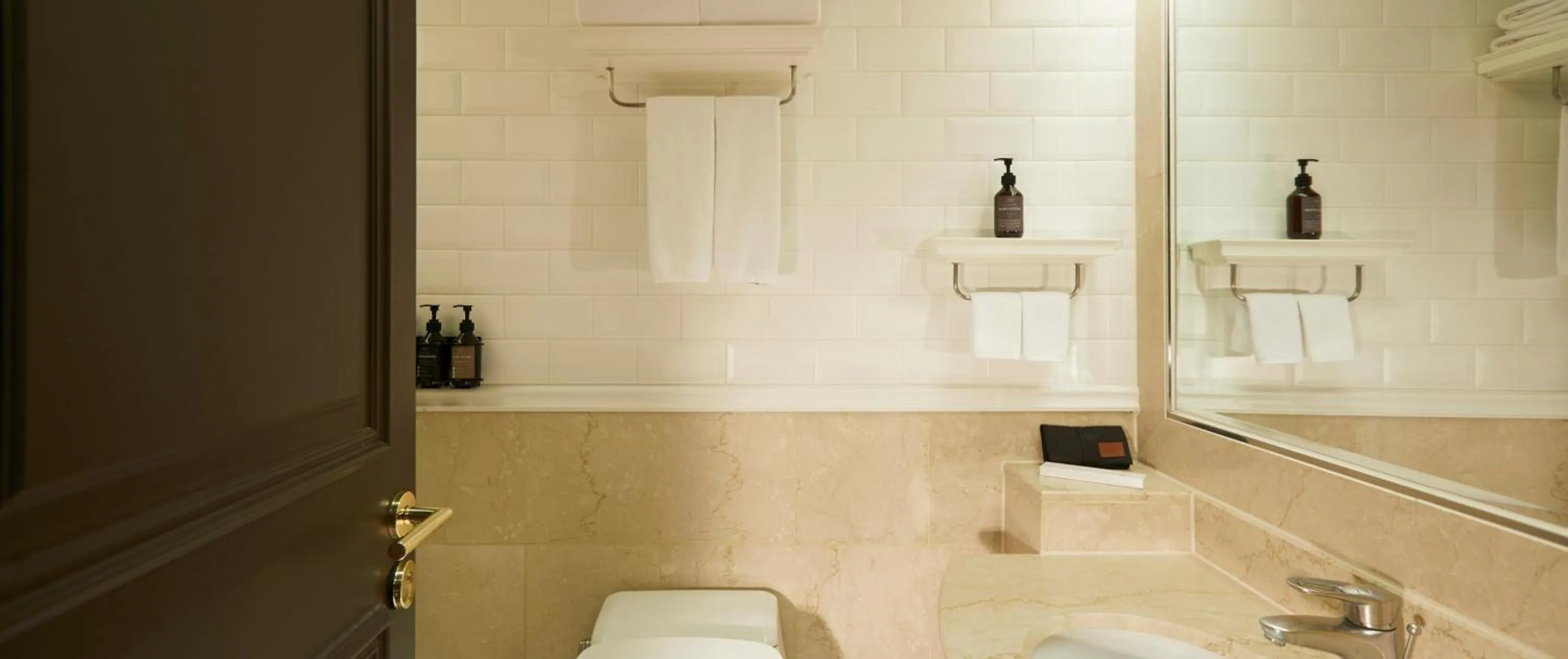 Bathroom in Maison Glad Jeju