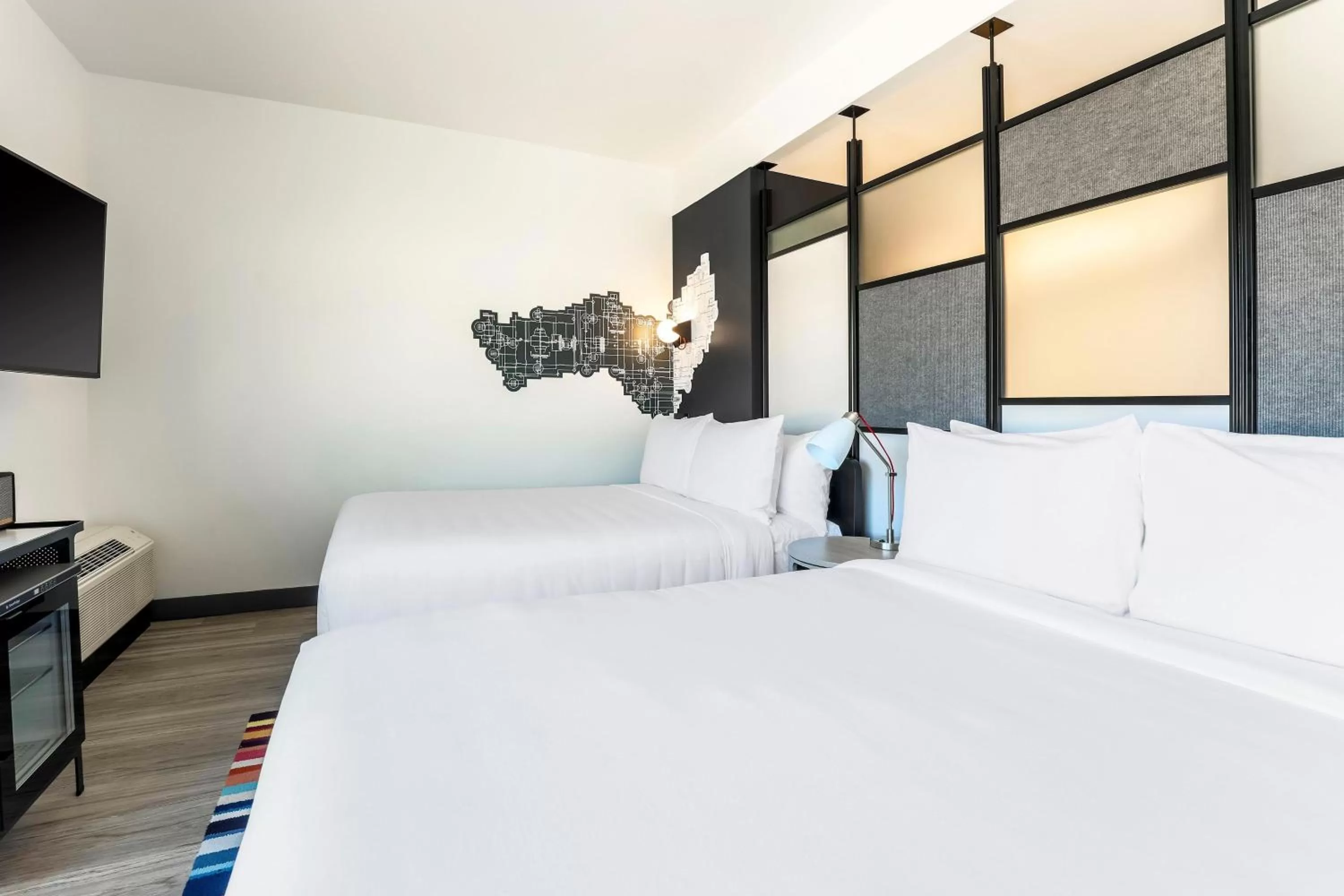 Photo of the whole room, Bed in Aloft Reno Tahoe International Airport