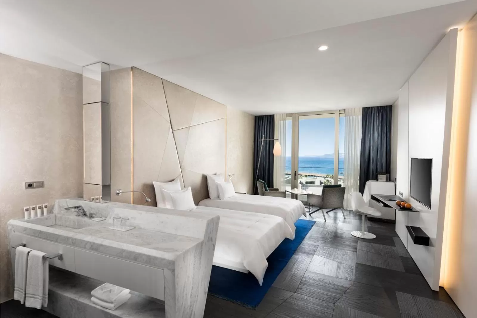 Photo of the whole room, Bed in Swissôtel Resort Bodrum Beach