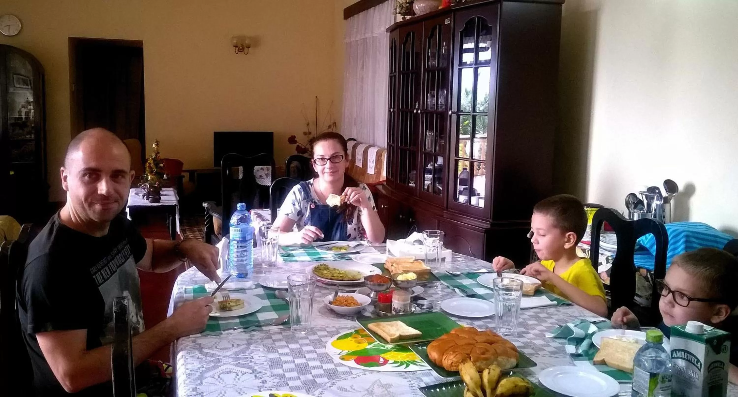 Breakfast in Evergreen