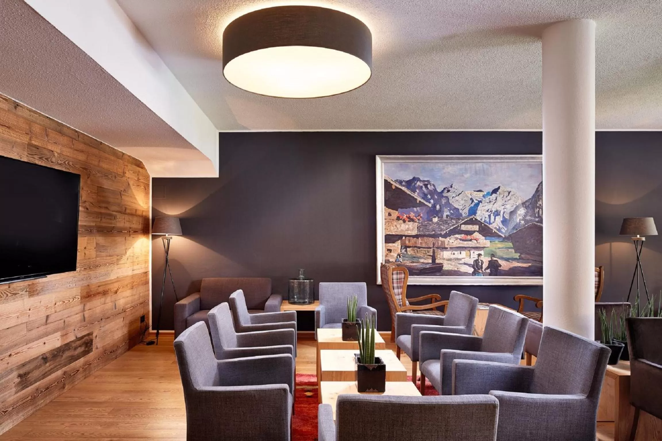 Communal lounge/ TV room in der grüne Baum Mountain Boutique Hotel