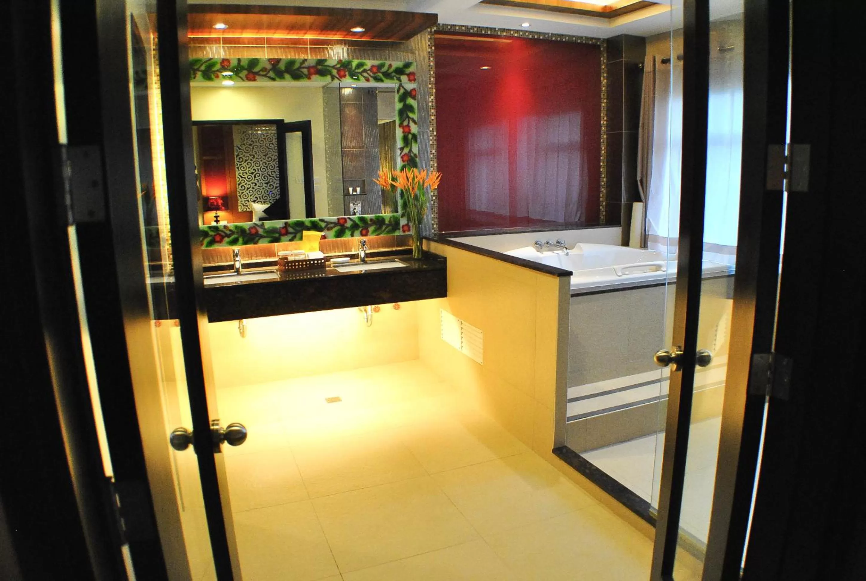 Bathroom in Hotel Elizabeth Cebu