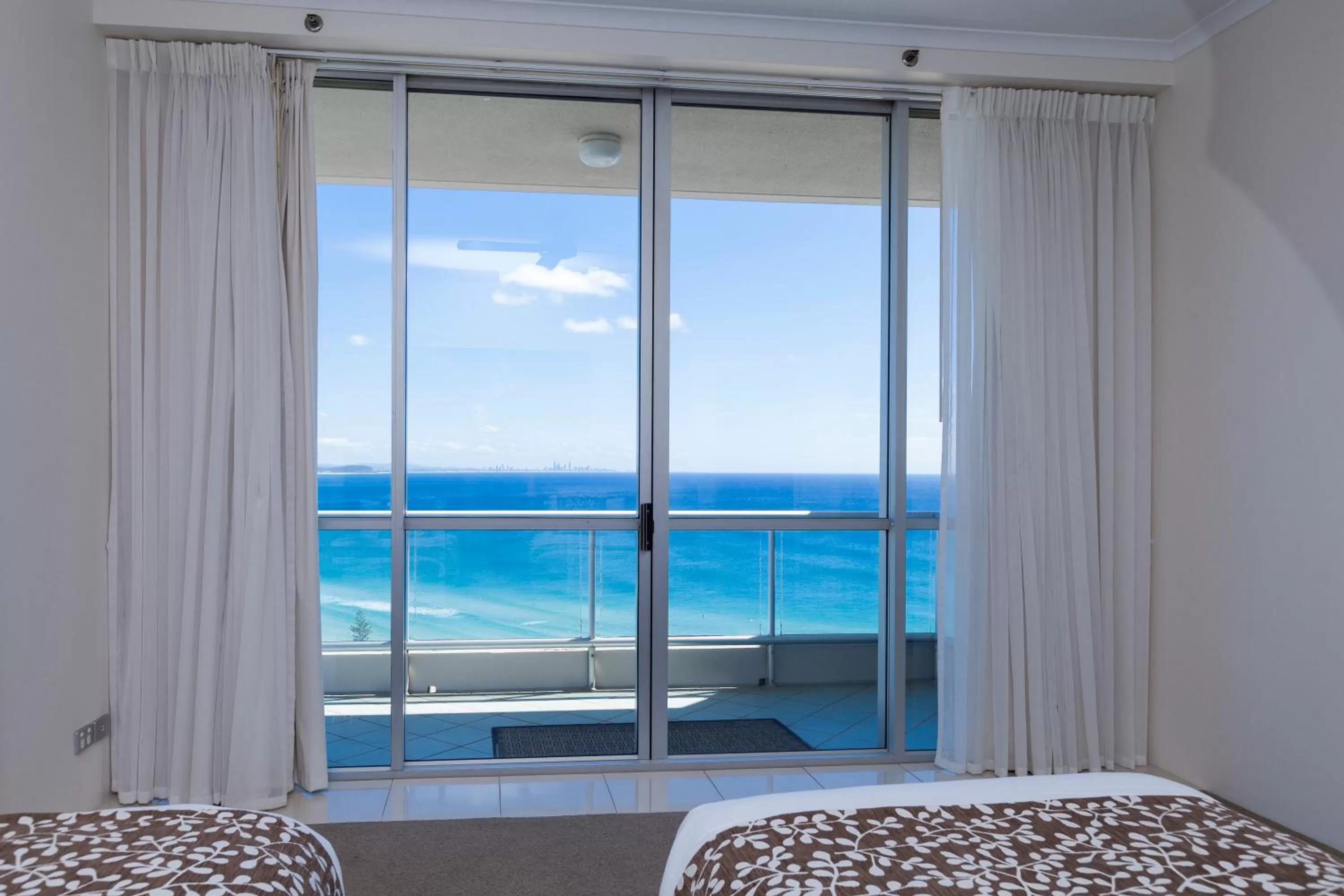 Sea view, Bed in ULTIQA Points North