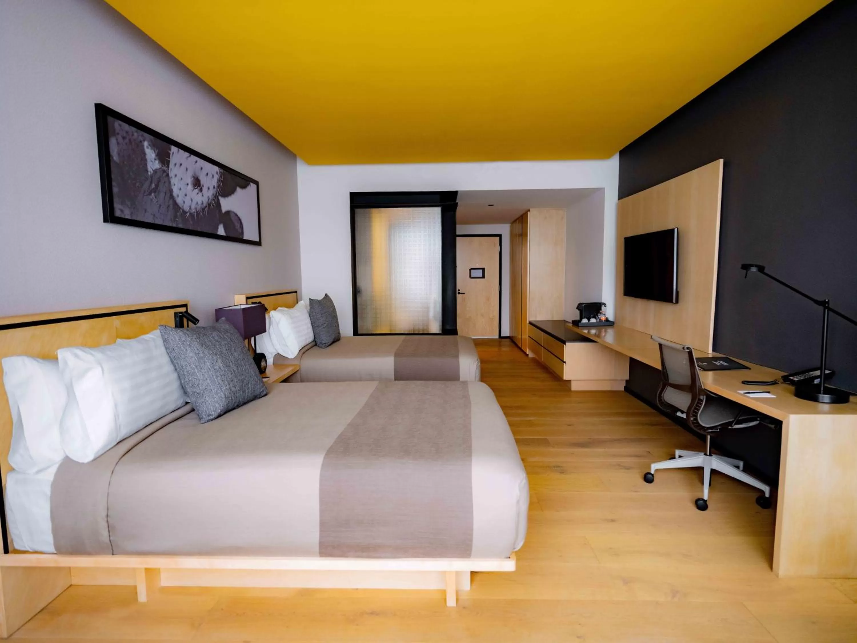 Bedroom, Bed in Galeria Plaza San Jeronimo