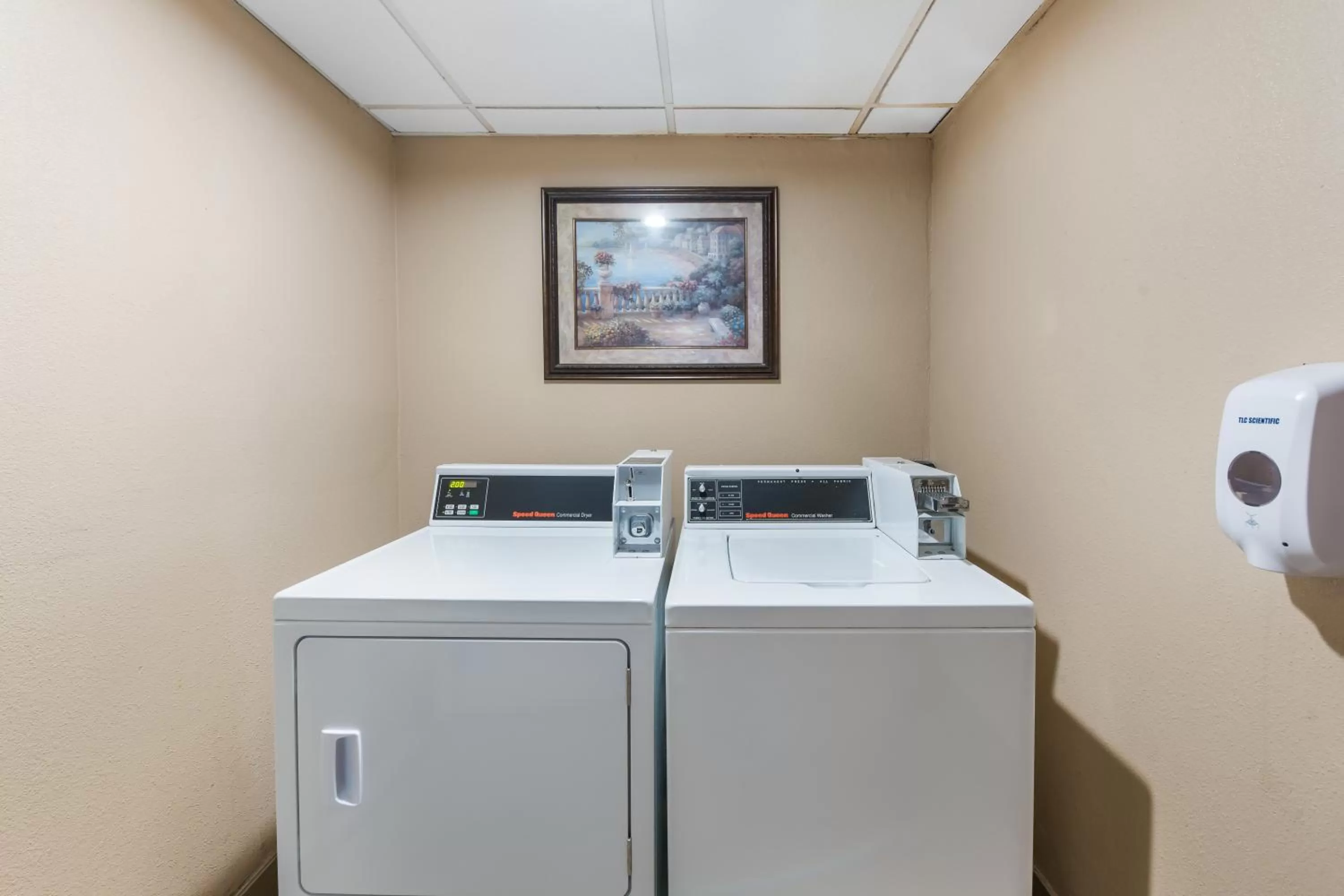 Other in Holiday Inn Express London-I-70 by IHG