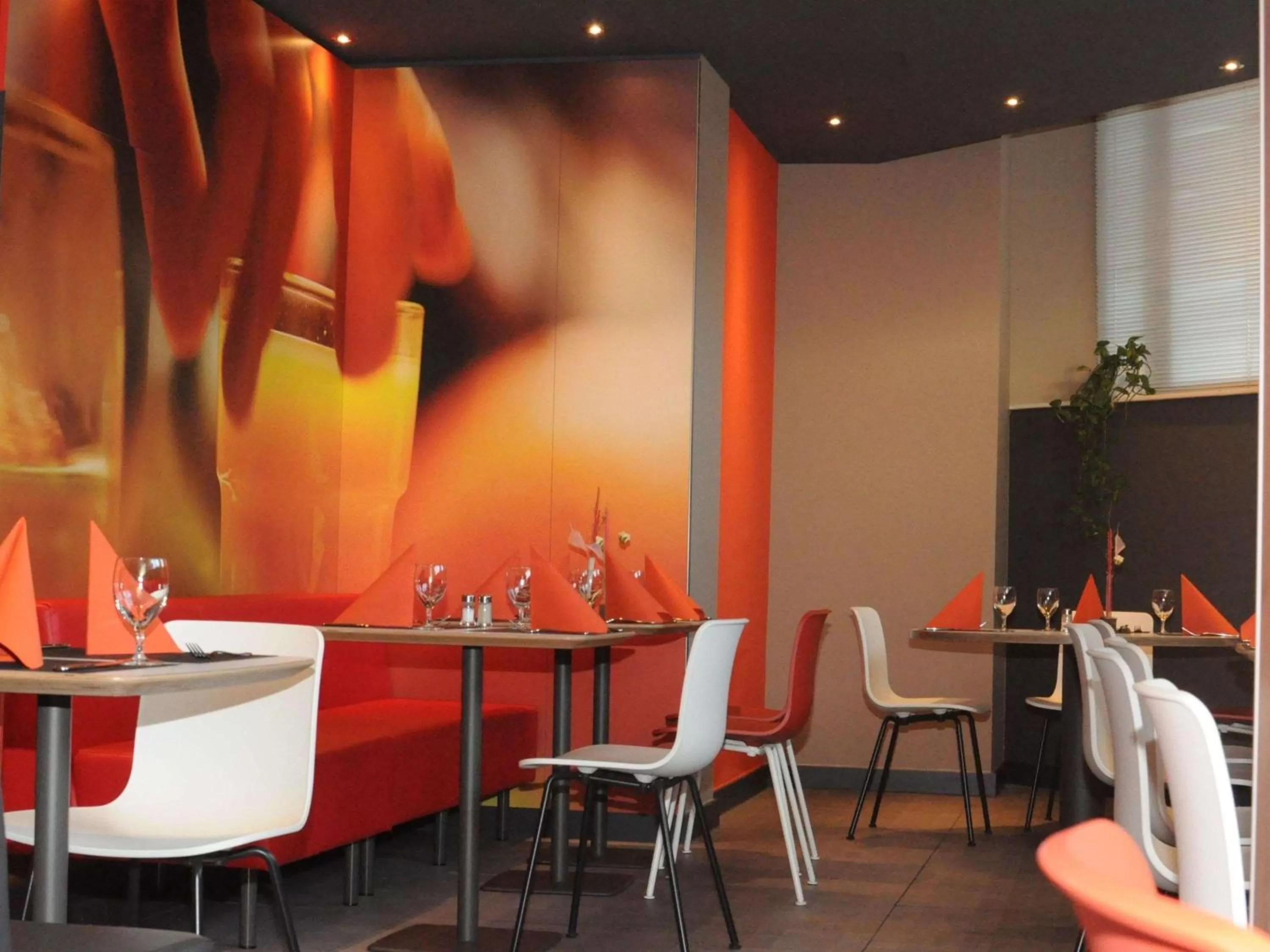 Restaurant/places to eat in Ibis Wien Mariahilf