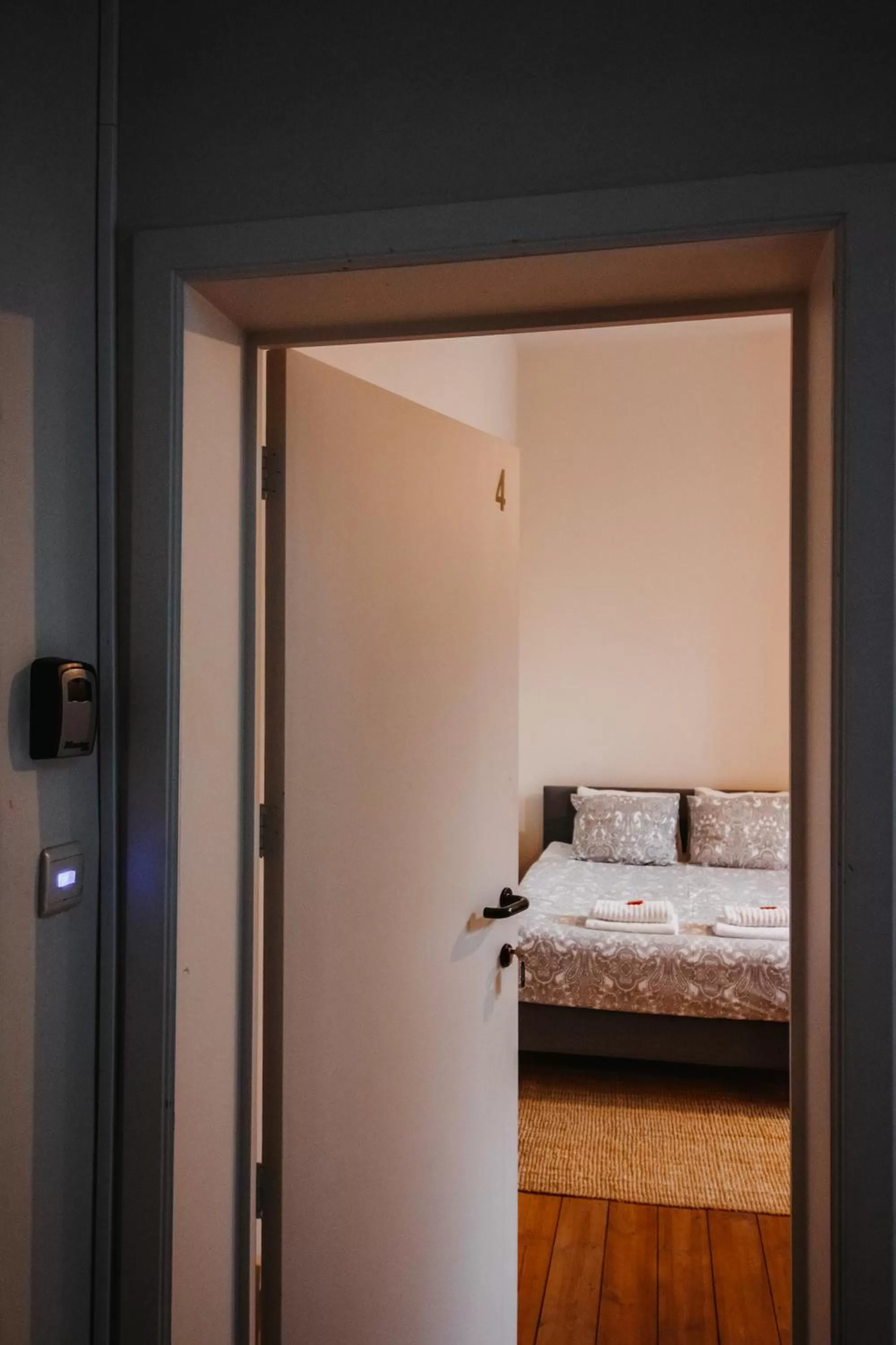 Facade/entrance, Bed in Super central in Brussels