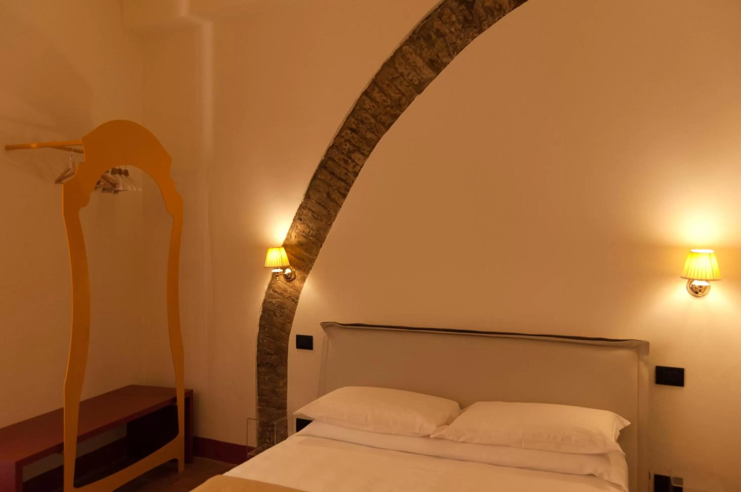 Bedroom, Bed in Palazzo Benucci