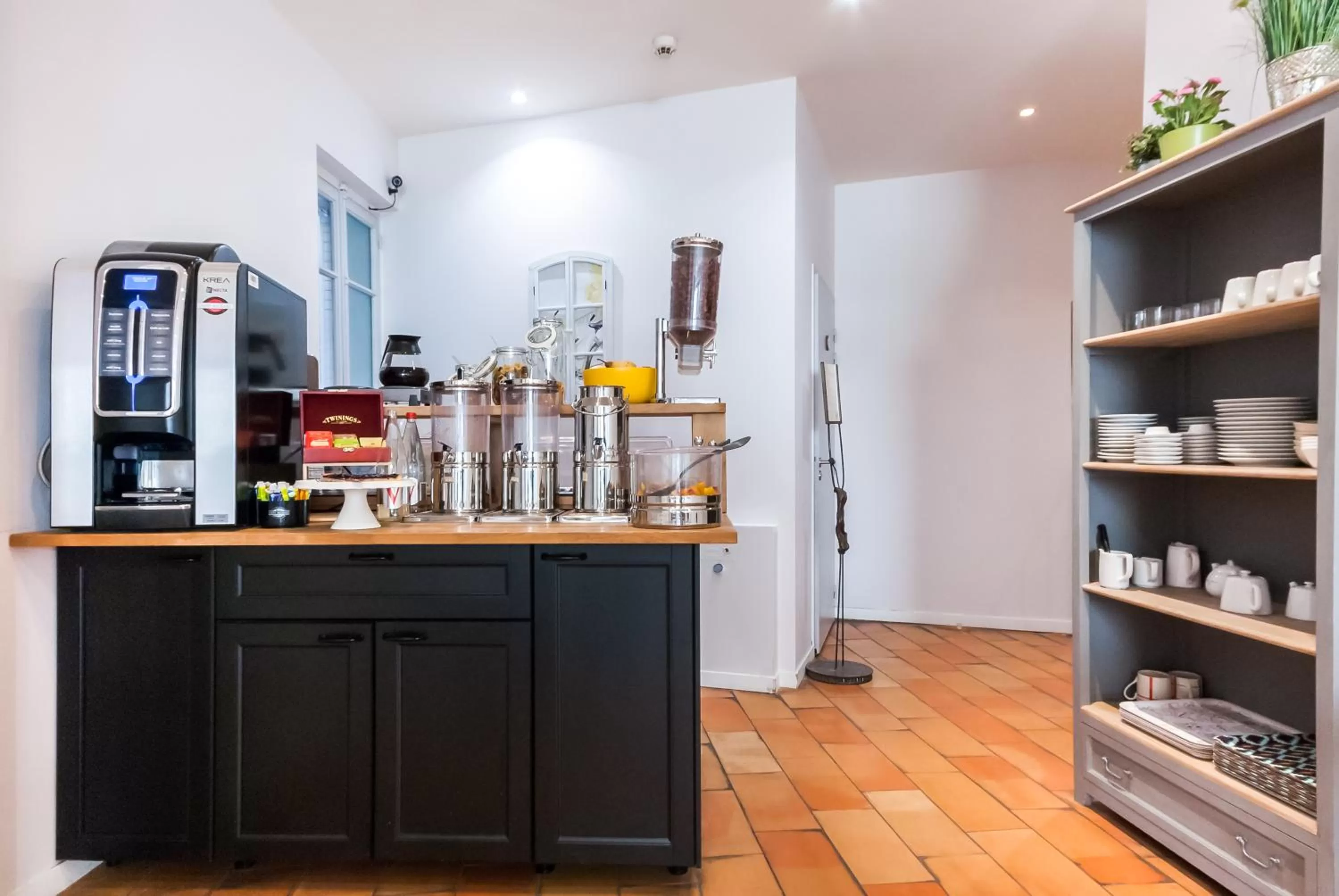 Patio in Hôtel Central