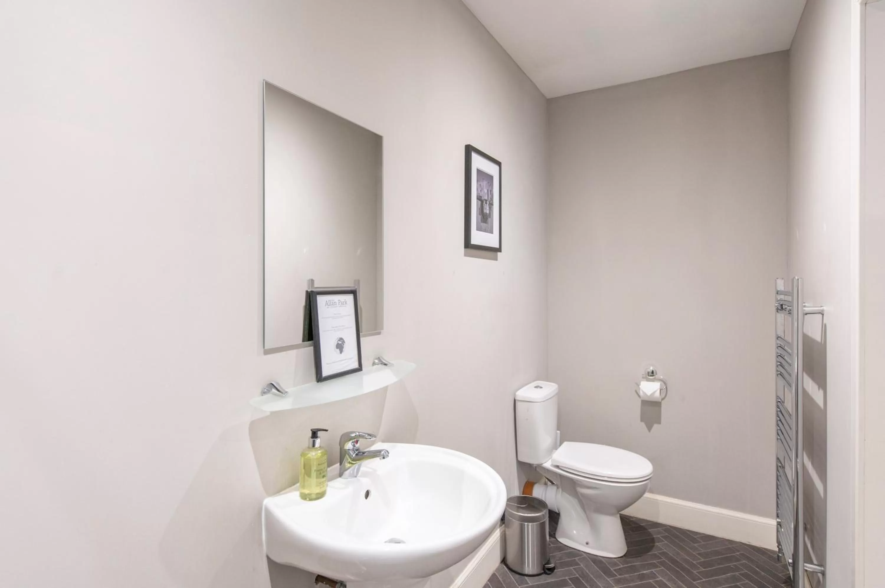 Bathroom in The Allan Park