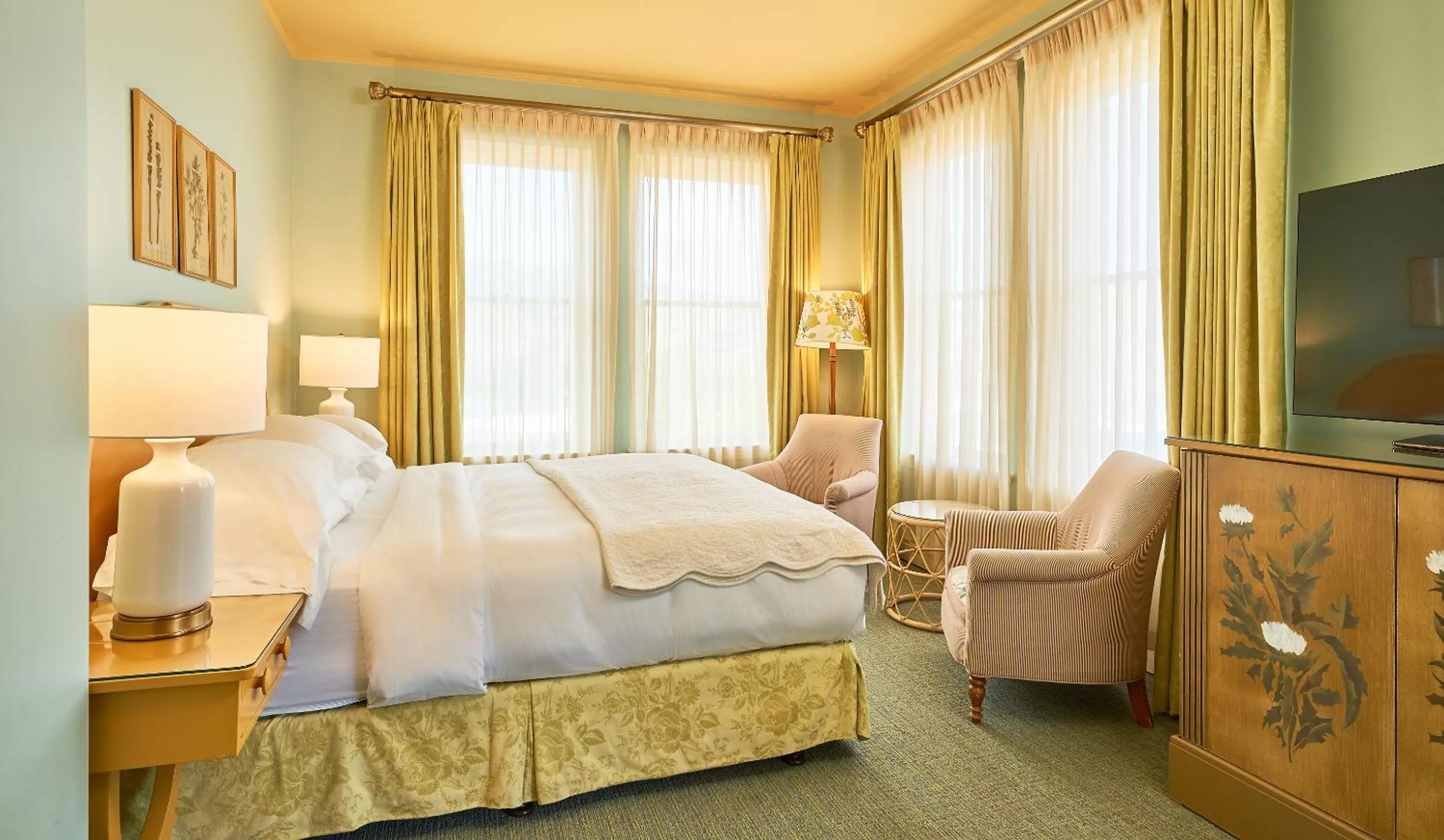 Bed in Ashland Springs Hotel