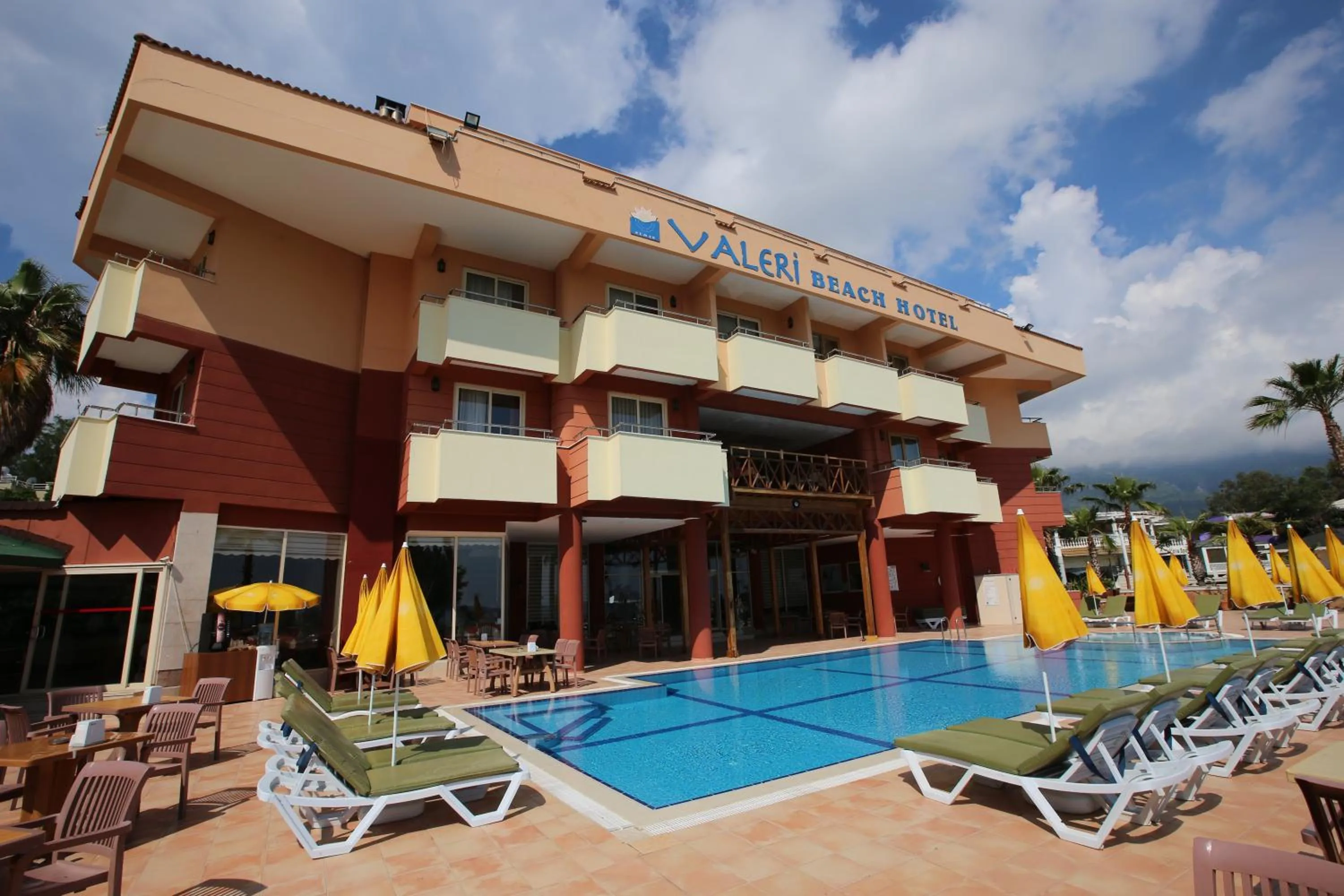 Swimming pool in Valeri Beach Hotel